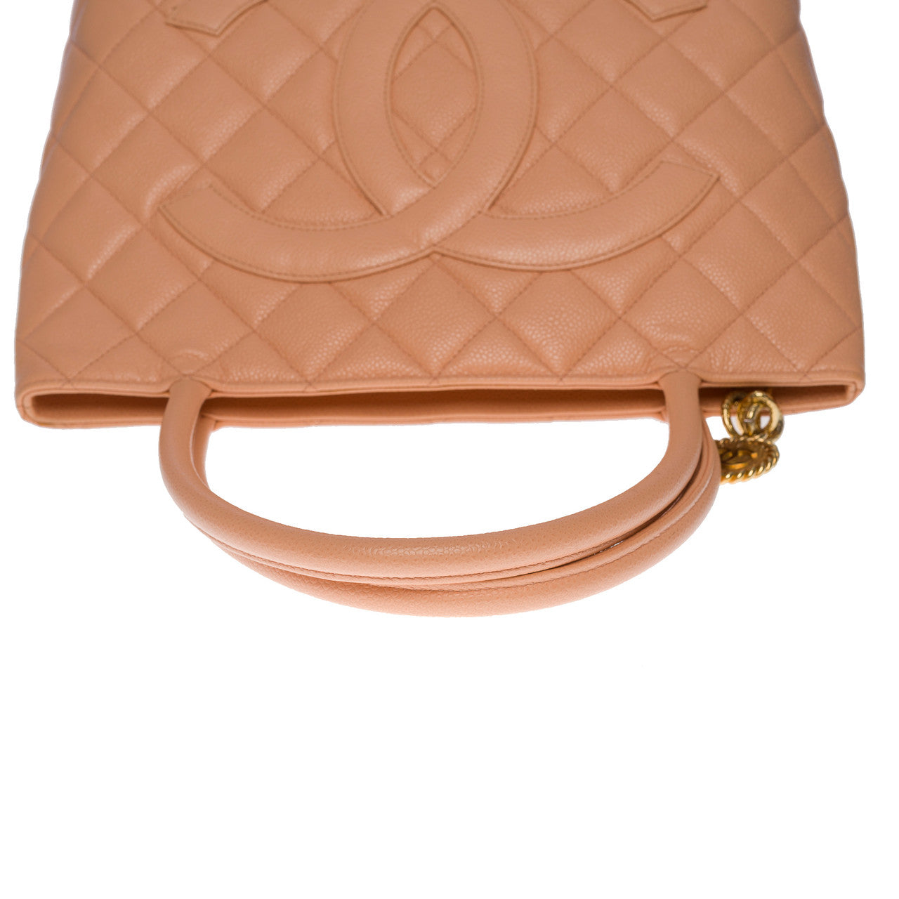 Sac CHANEL Medaillon en Cuir Rose - 100733