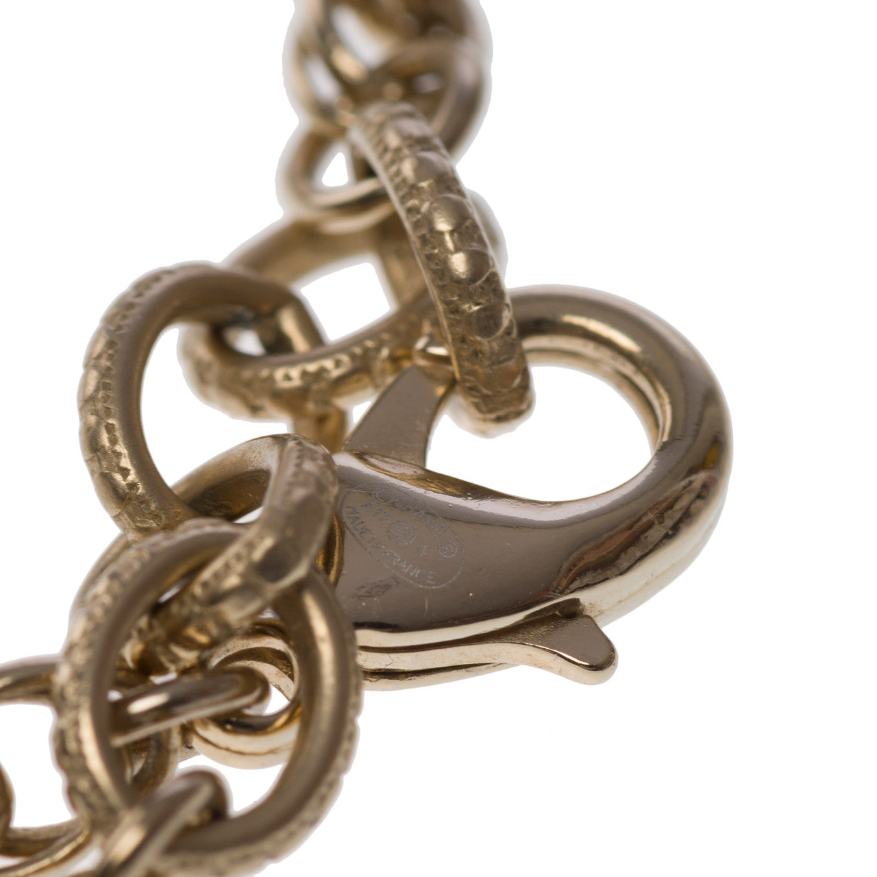 Bijoux CHANEL CC en Métal Doré - 101539