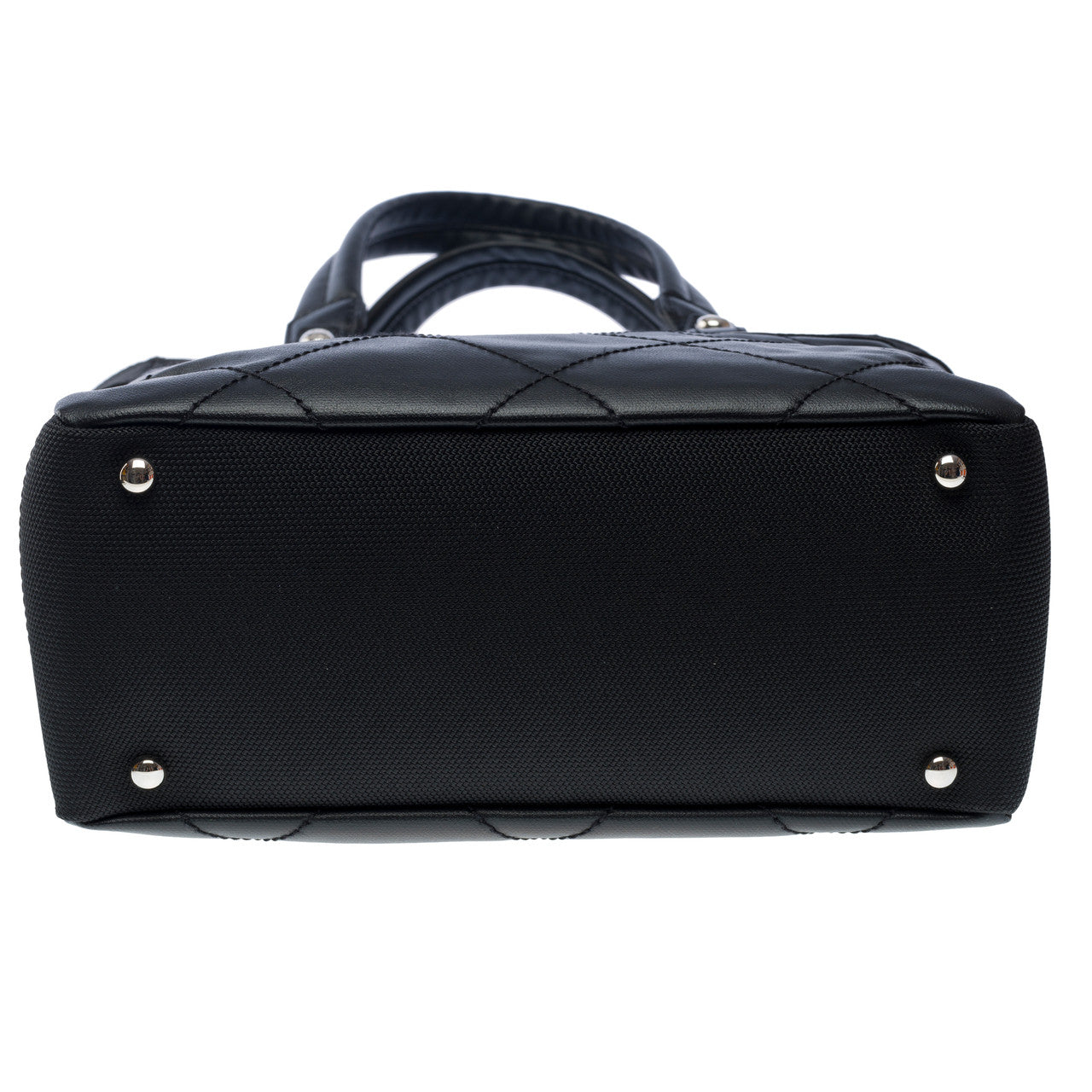 Sac CHANEL Petite Shopping Tote en Cuir Noir - 101698