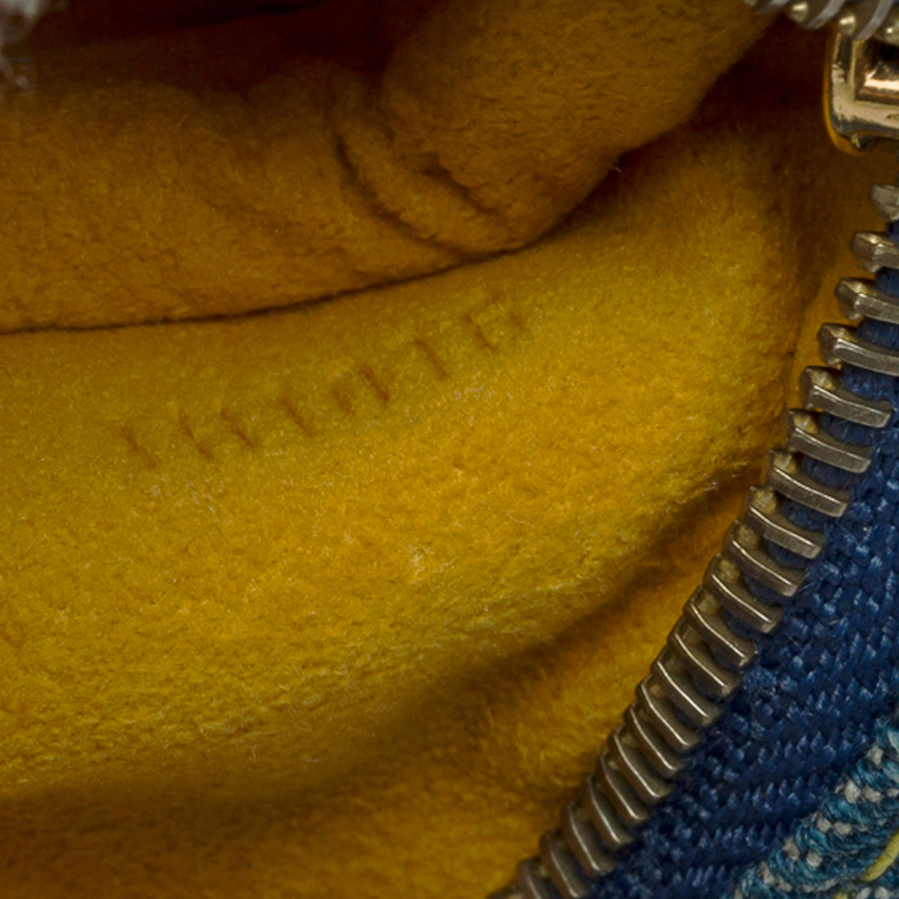 Accessoire LOUIS VUITTON en Denim Bleu - 101859