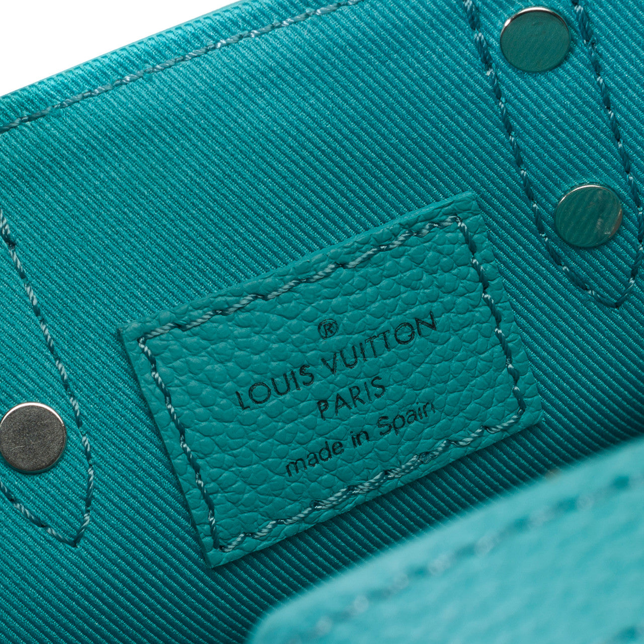 Sac LOUIS VUITTON Plat en Cuir Bleu - 102143