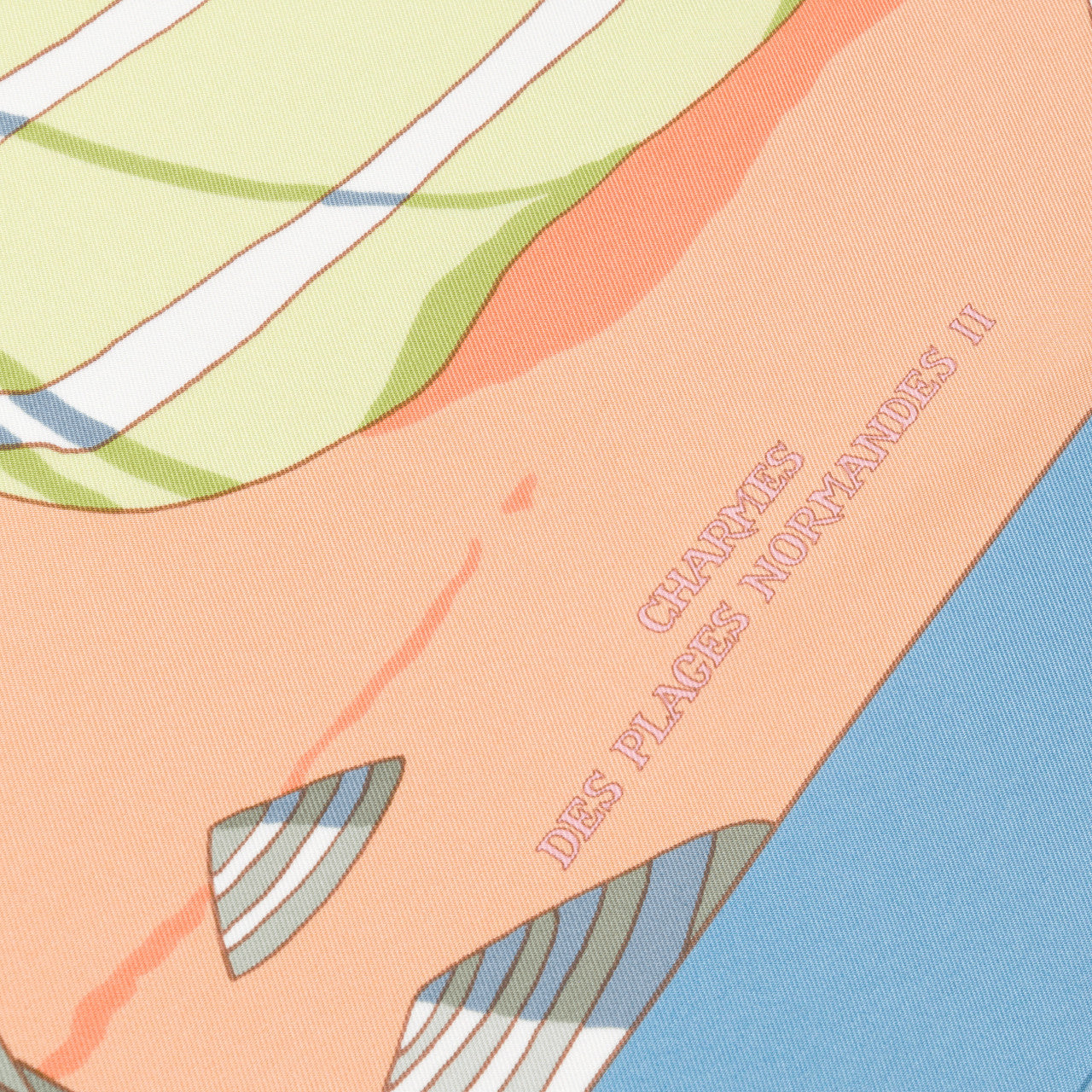 Accessoire HERMES en Soie Multicolor - 102232