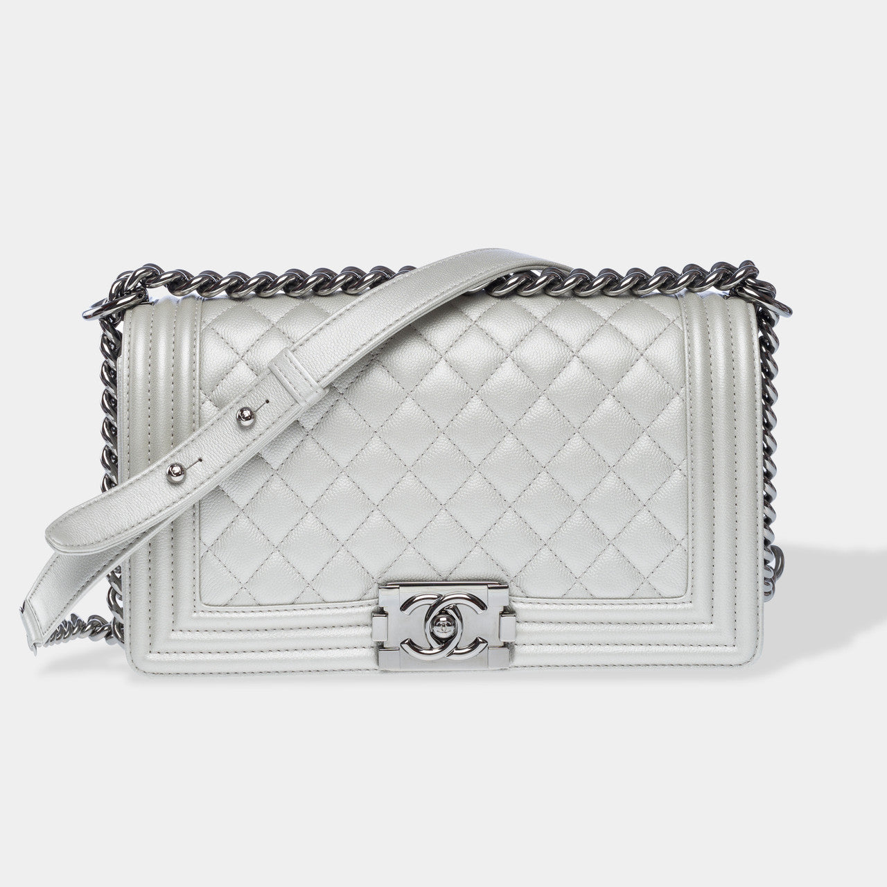 Sac CHANEL Boy en Cuir Argent - 102456