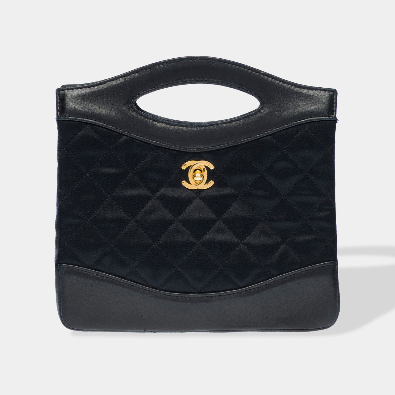 Sac CHANEL 31 Vintage en Cuir Noir - 102607