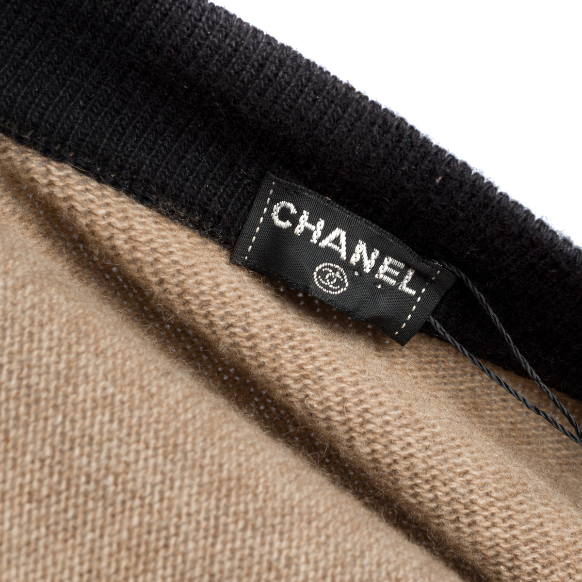 CHANEL Multicolor Cashmere Garment - 102204