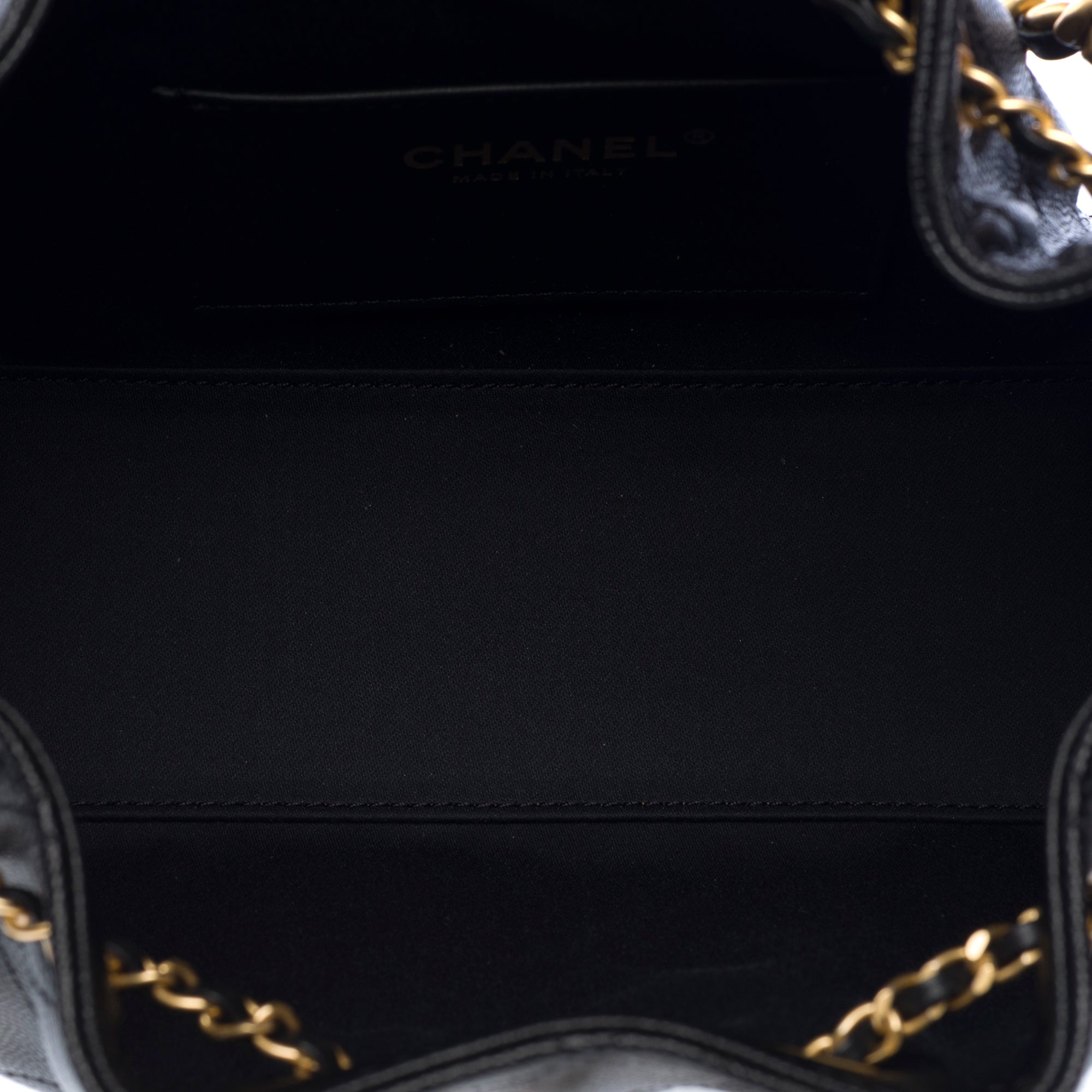 Sac CHANEL en Cuir Noir - 103242