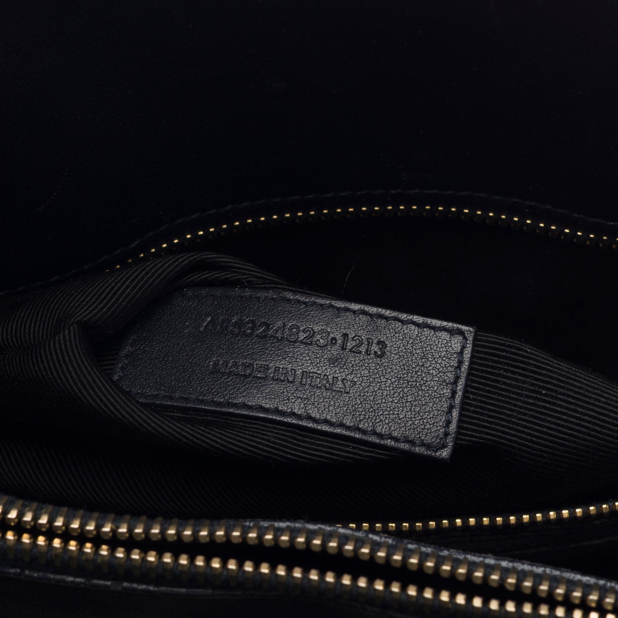 Sac YVES SAINT LAURENT en Cuir Noir - 103413