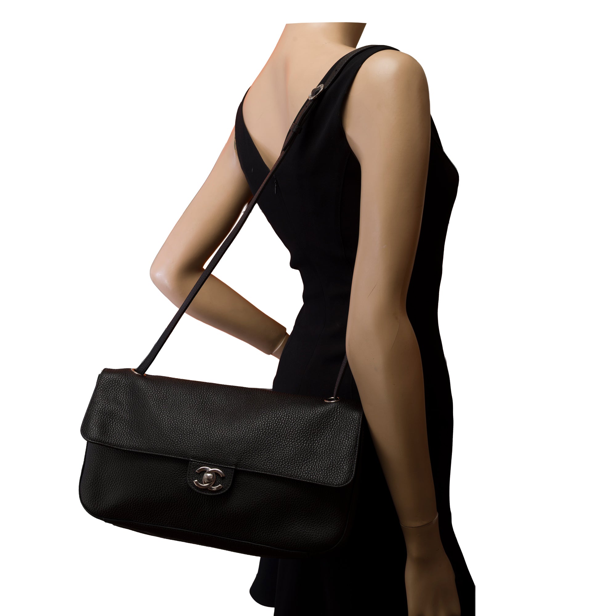 Sac CHANEL en Cuir Noir - 103486