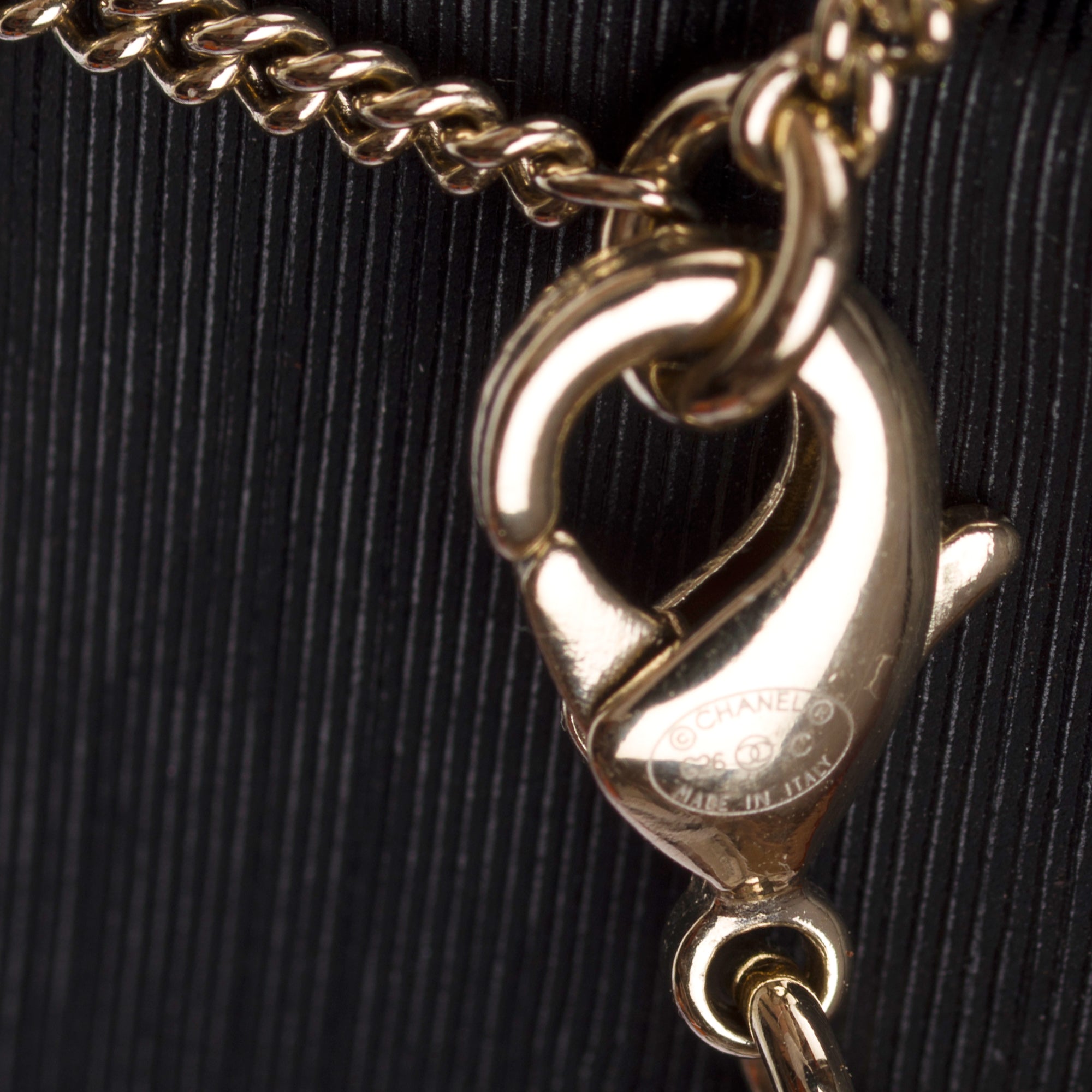 Bijoux CHANEL en Métal Doré - 103475