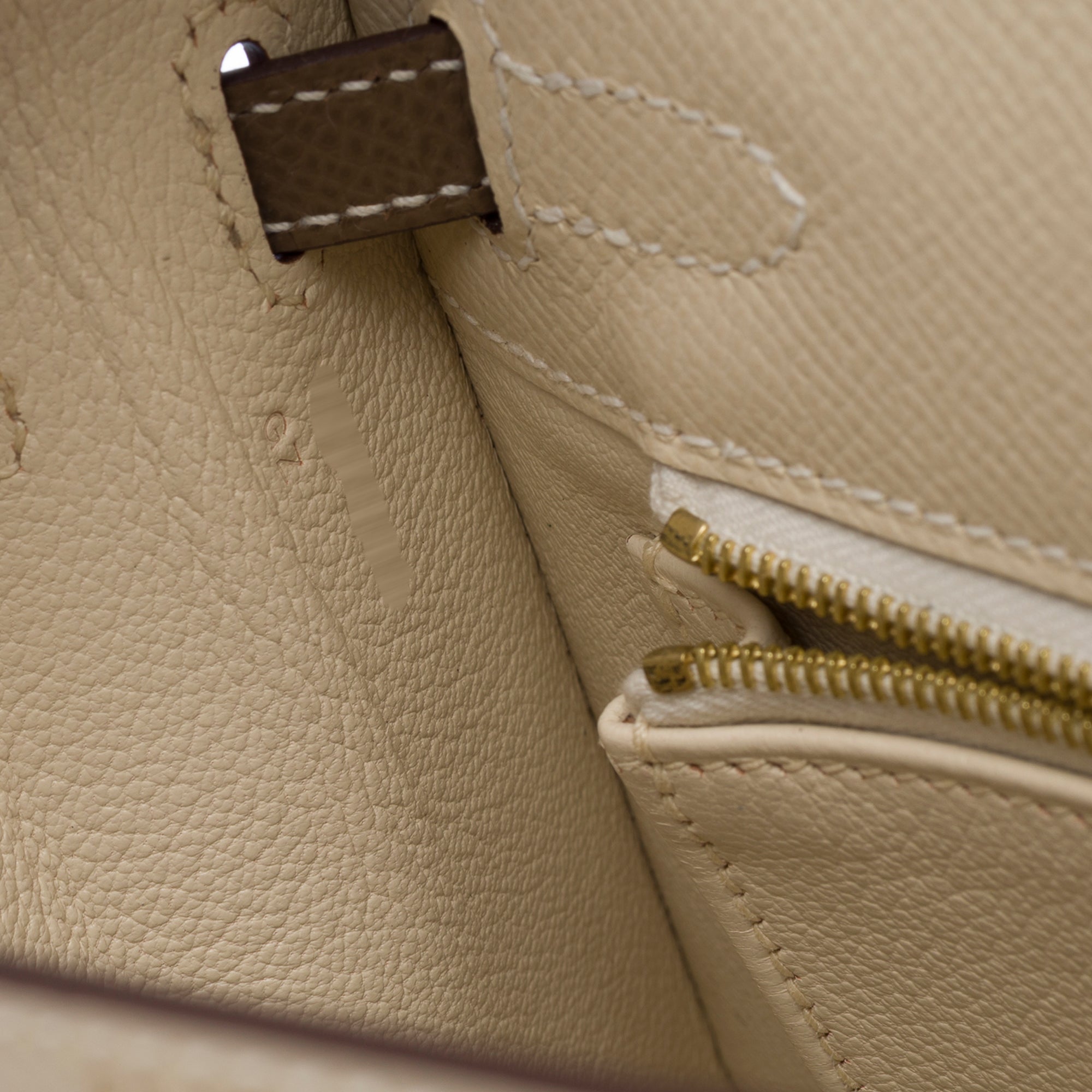 Sac HERMES Kelly 25 en Cuir Blanc - 103494