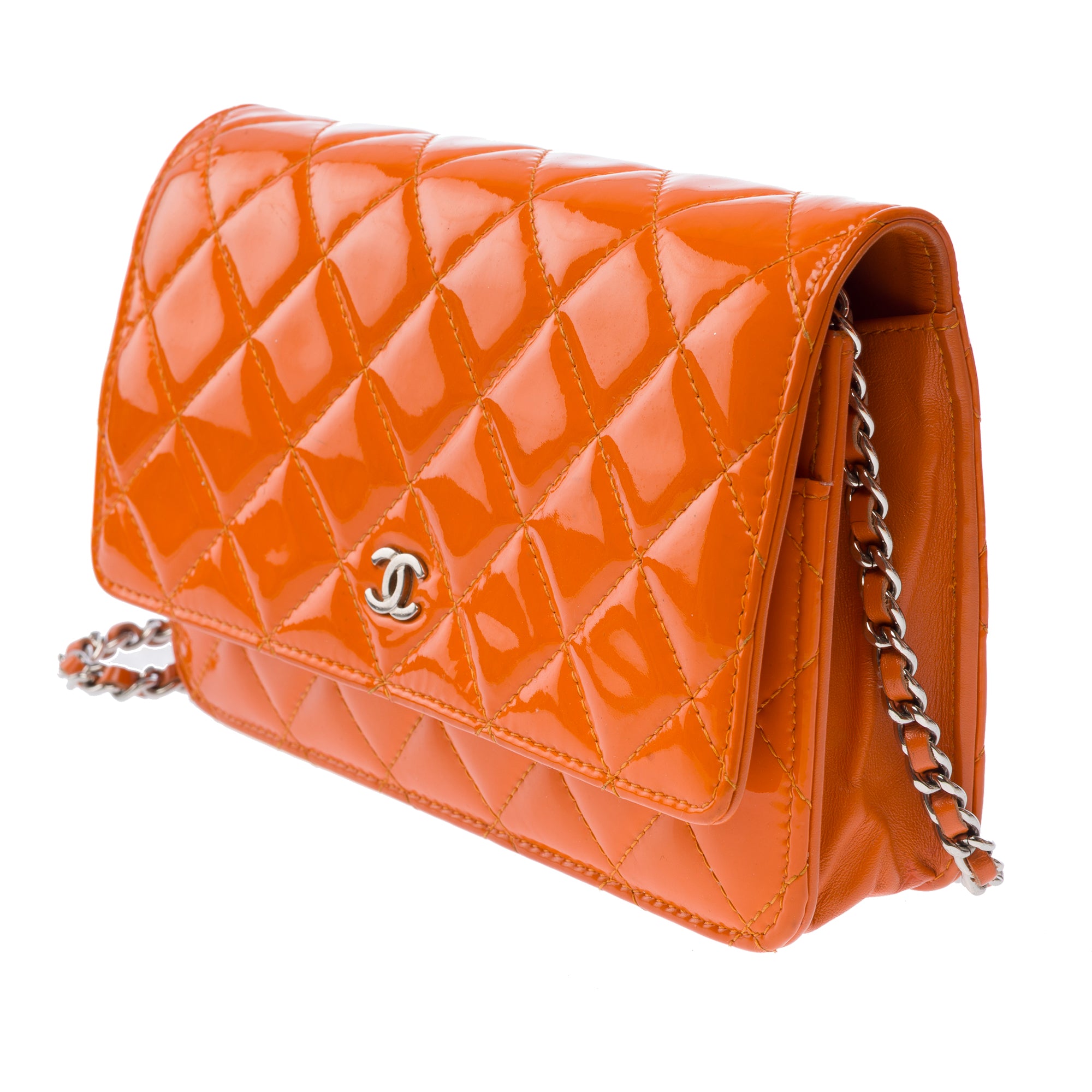 Sac CHANEL Wallet on Chain en Cuir Orange - 103544