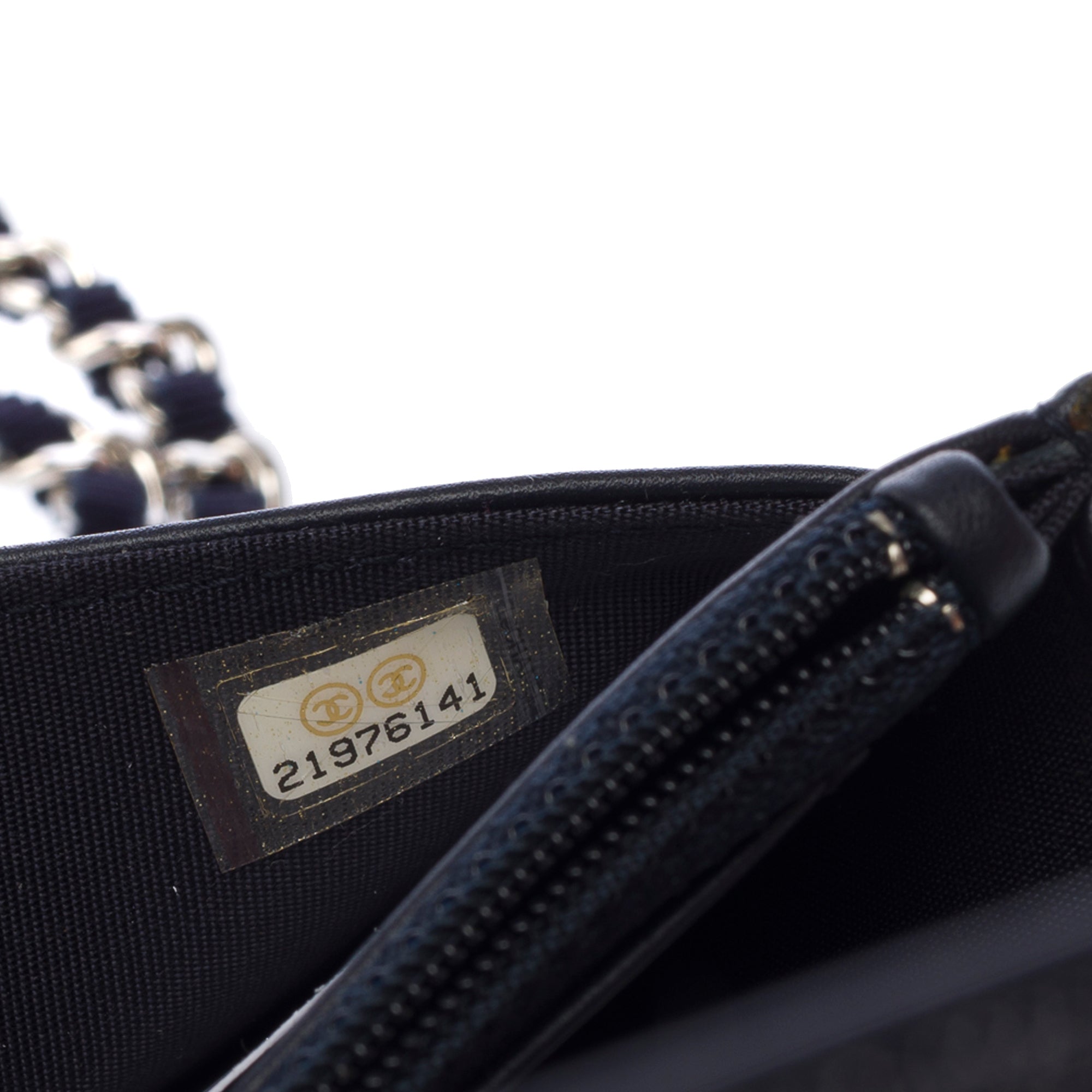 Sac CHANEL Wallet on Chain en Denim Bleu Marine - 103561