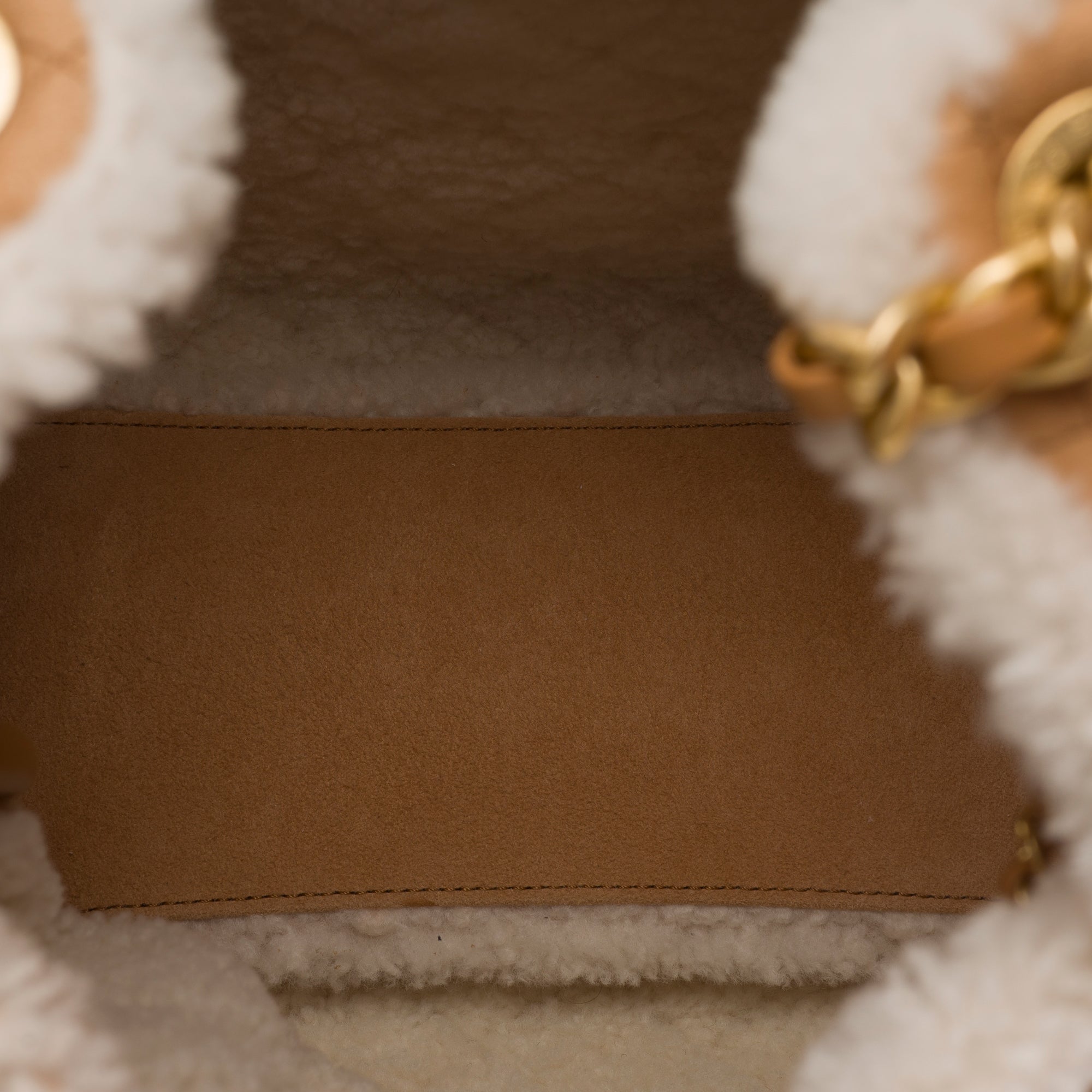 Sac CHANEL en Suède Beige - 103532
