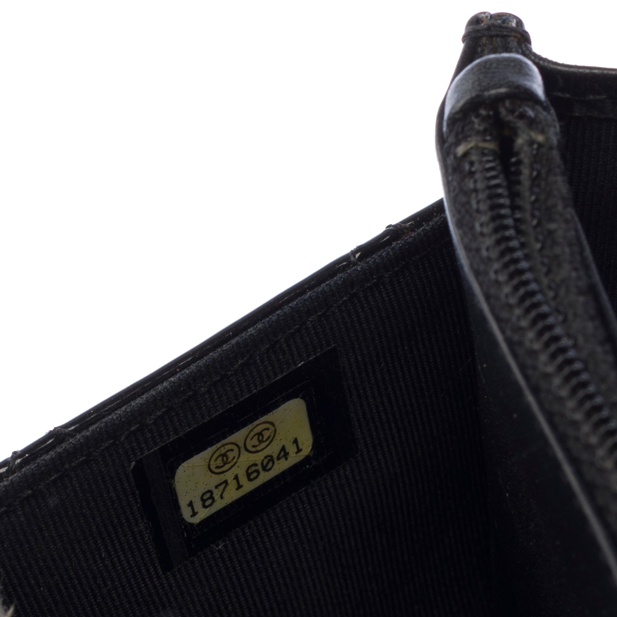 Sac CHANEL Wallet on Chain en Cuir Noir - 103550
