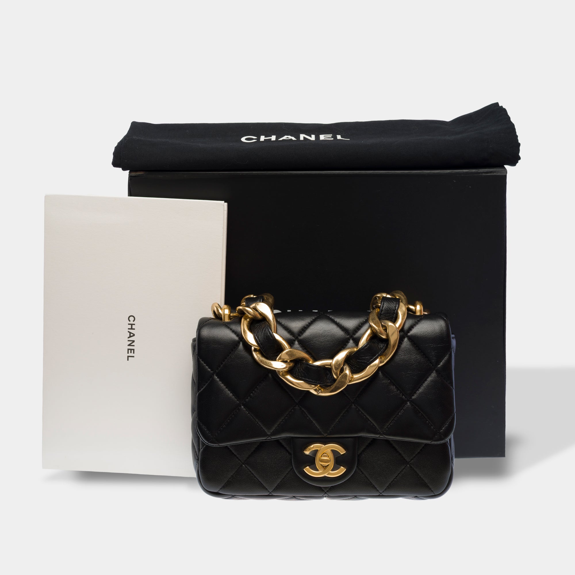 Sac CHANEL Timeless/Classique en Cuir Noir - 103745