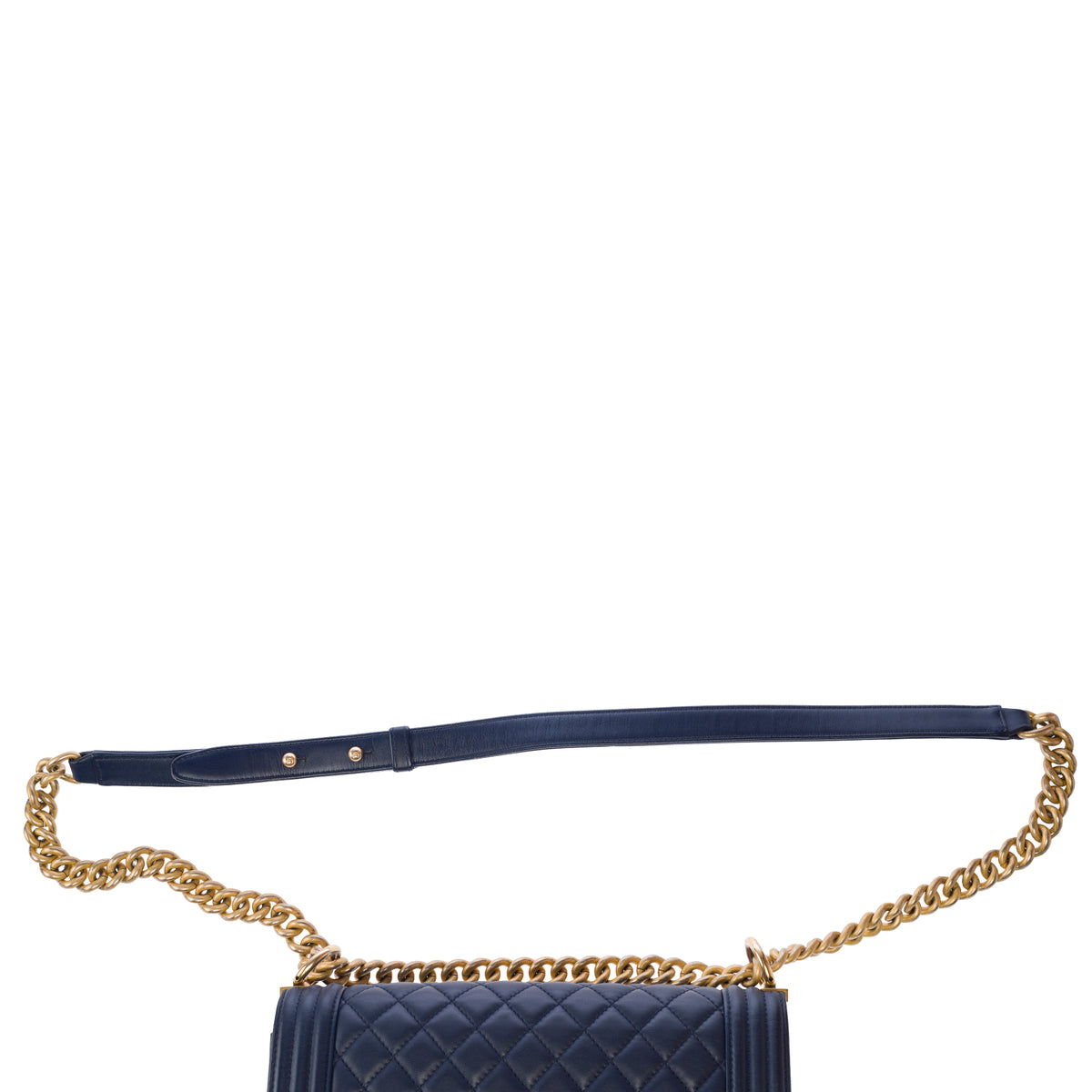 Sac CHANEL Boy en Cuir Bleu Marine - 103911