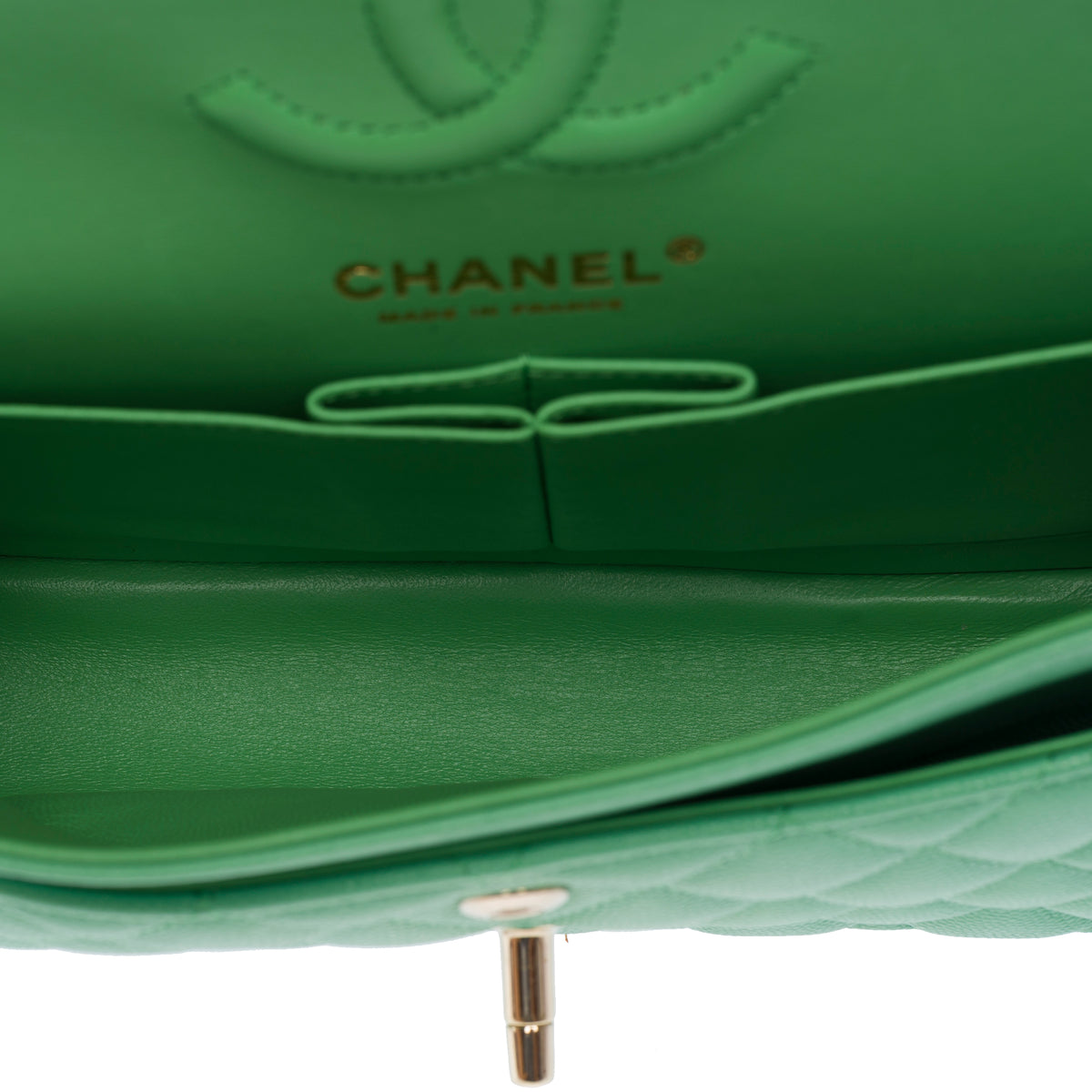 Sac CHANEL Timeless/Classique en Cuir Vert - 104053