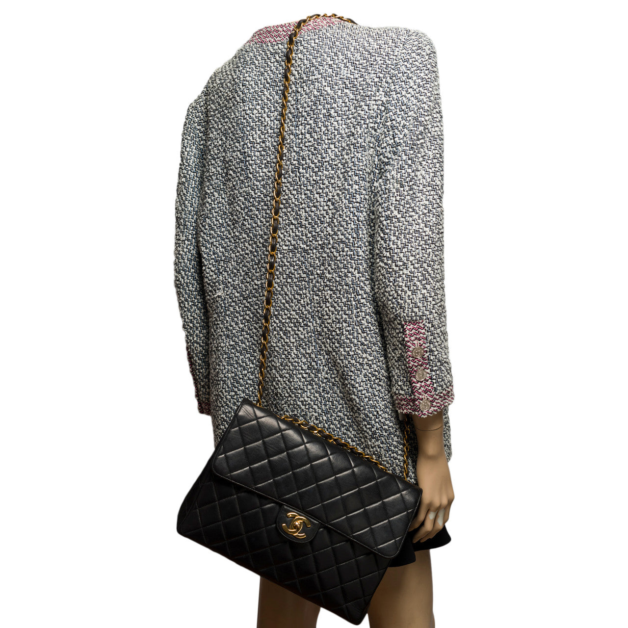 Sac CHANEL Timeless/Classique en Cuir Noir - 100406