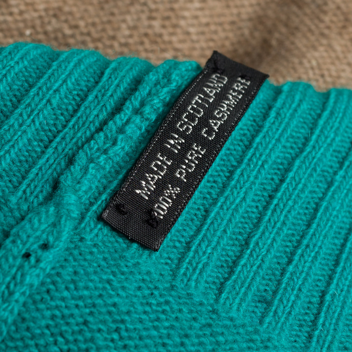CHANEL Multicolor Cashmere Garment - 102204