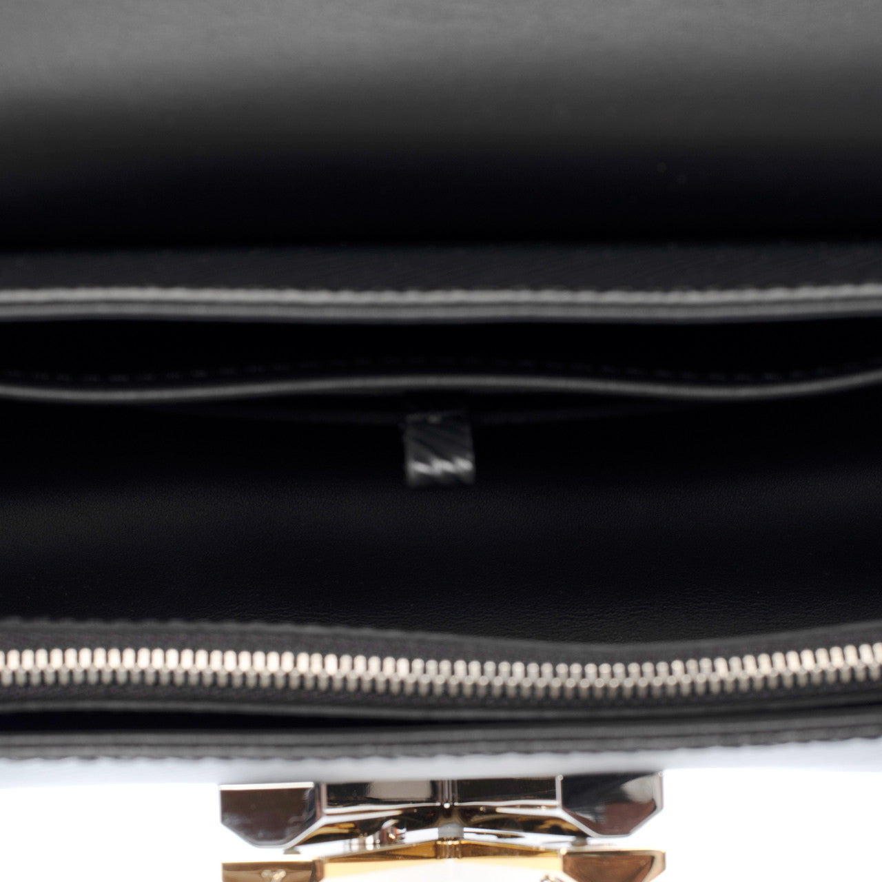 Sac LOUIS VUITTON Twist en Cuir Noir - 103102