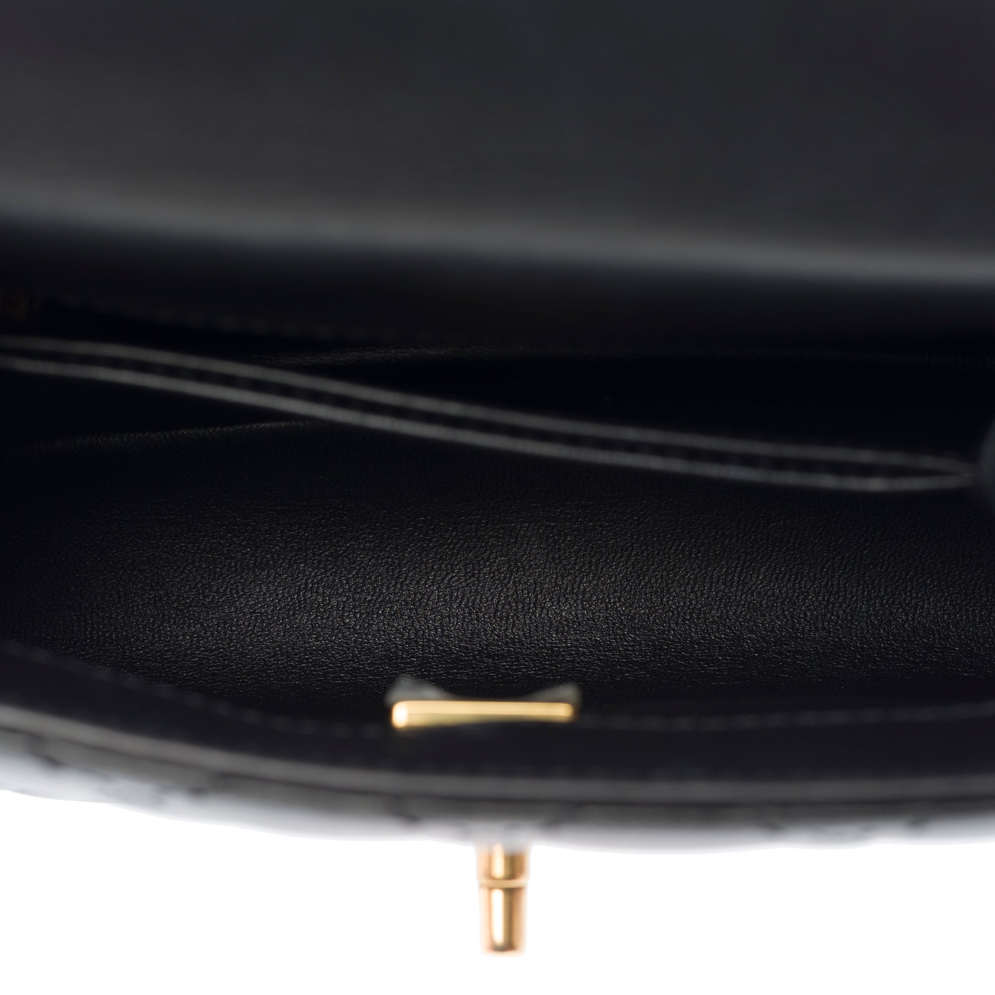 Sac CHANEL Coco Handle en Cuir Noir - 103186
