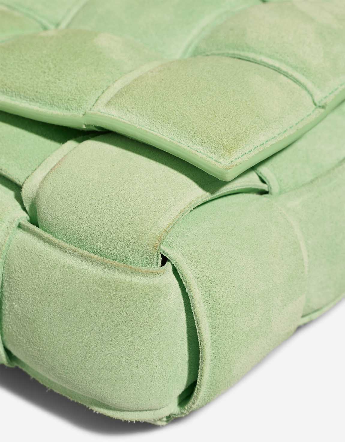 Sac BOTTEGA VENETA Cassette en Suède Vert - 103236