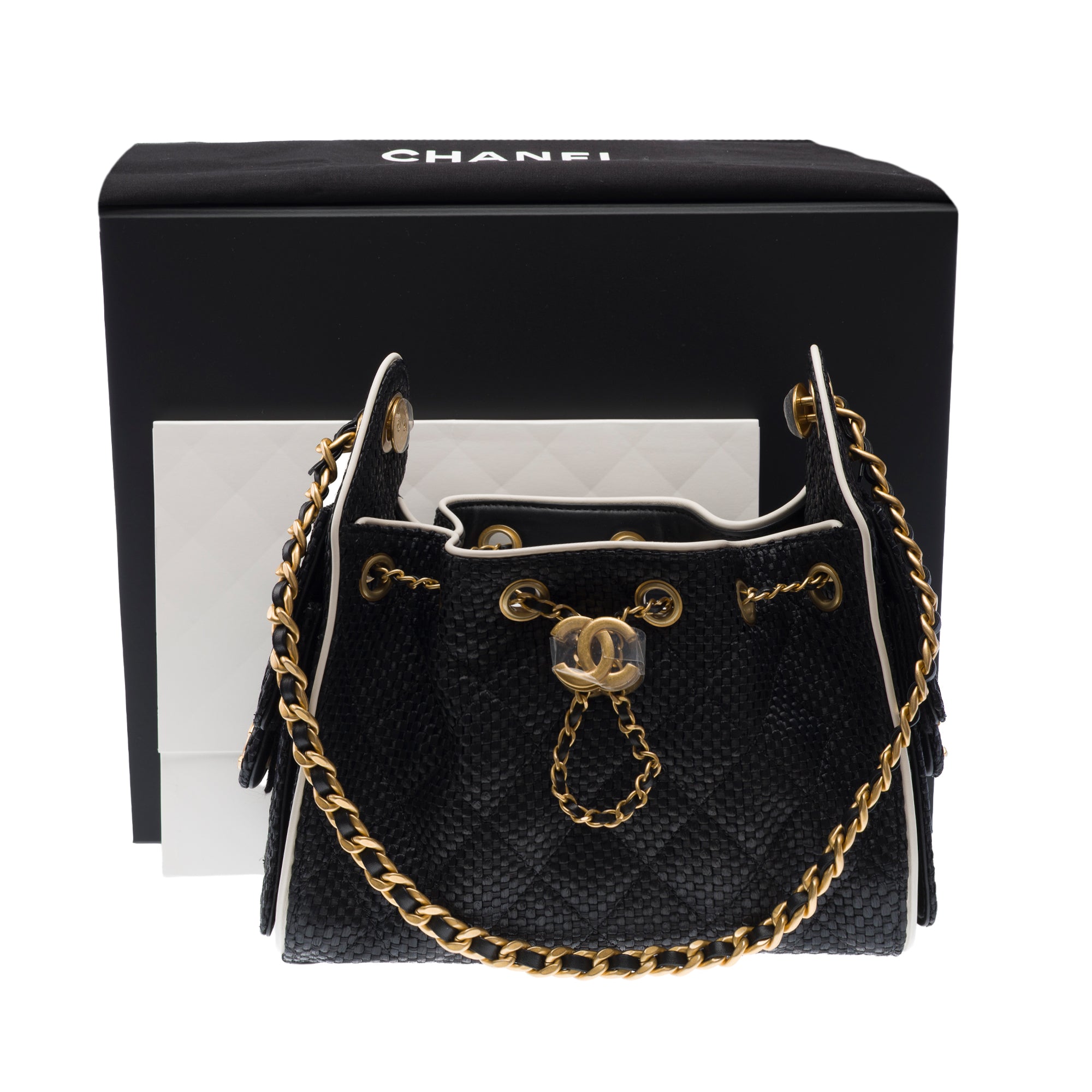 Sac CHANEL en Osier Noir - 103277