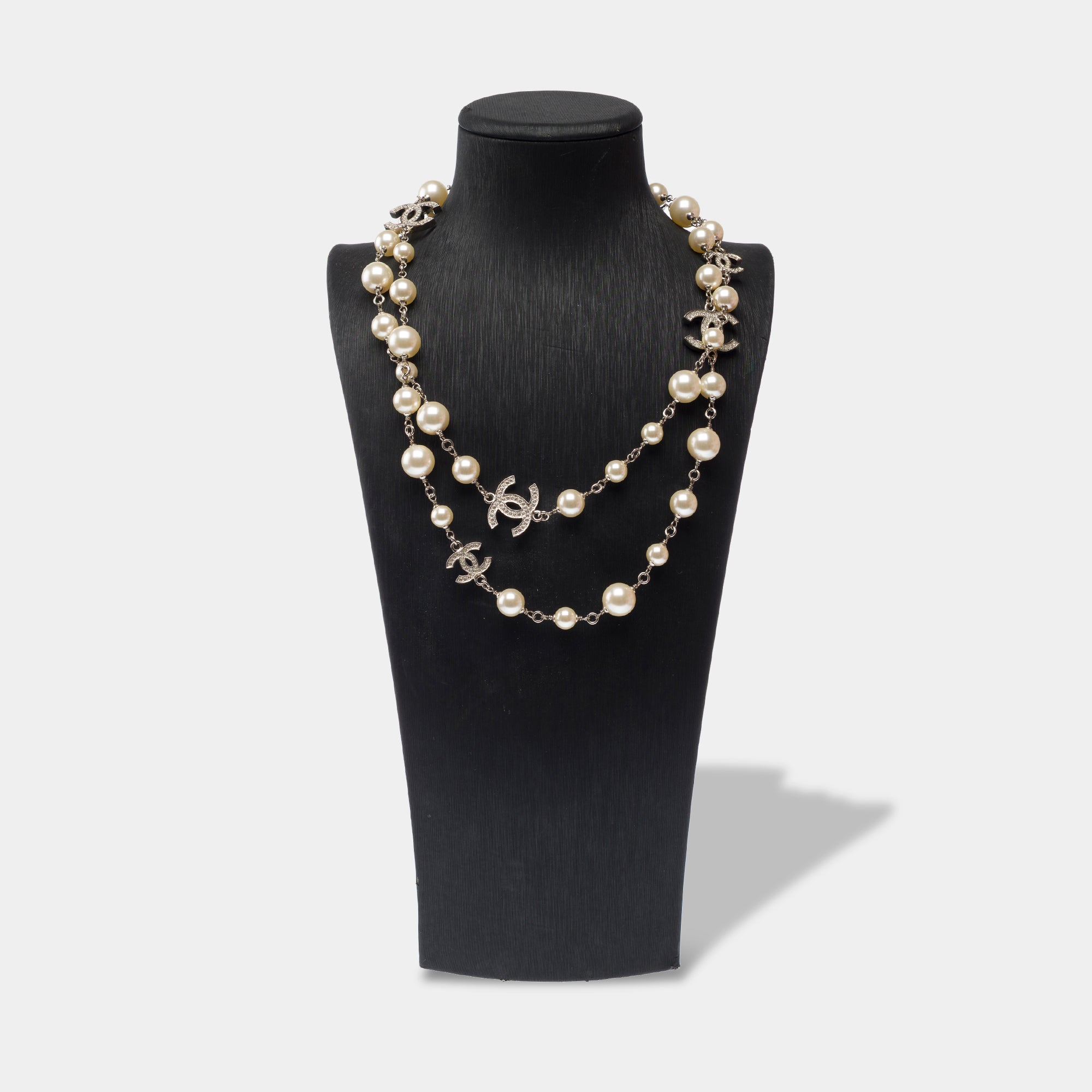 Bijoux CHANEL CC en Perle Blanc - 103171