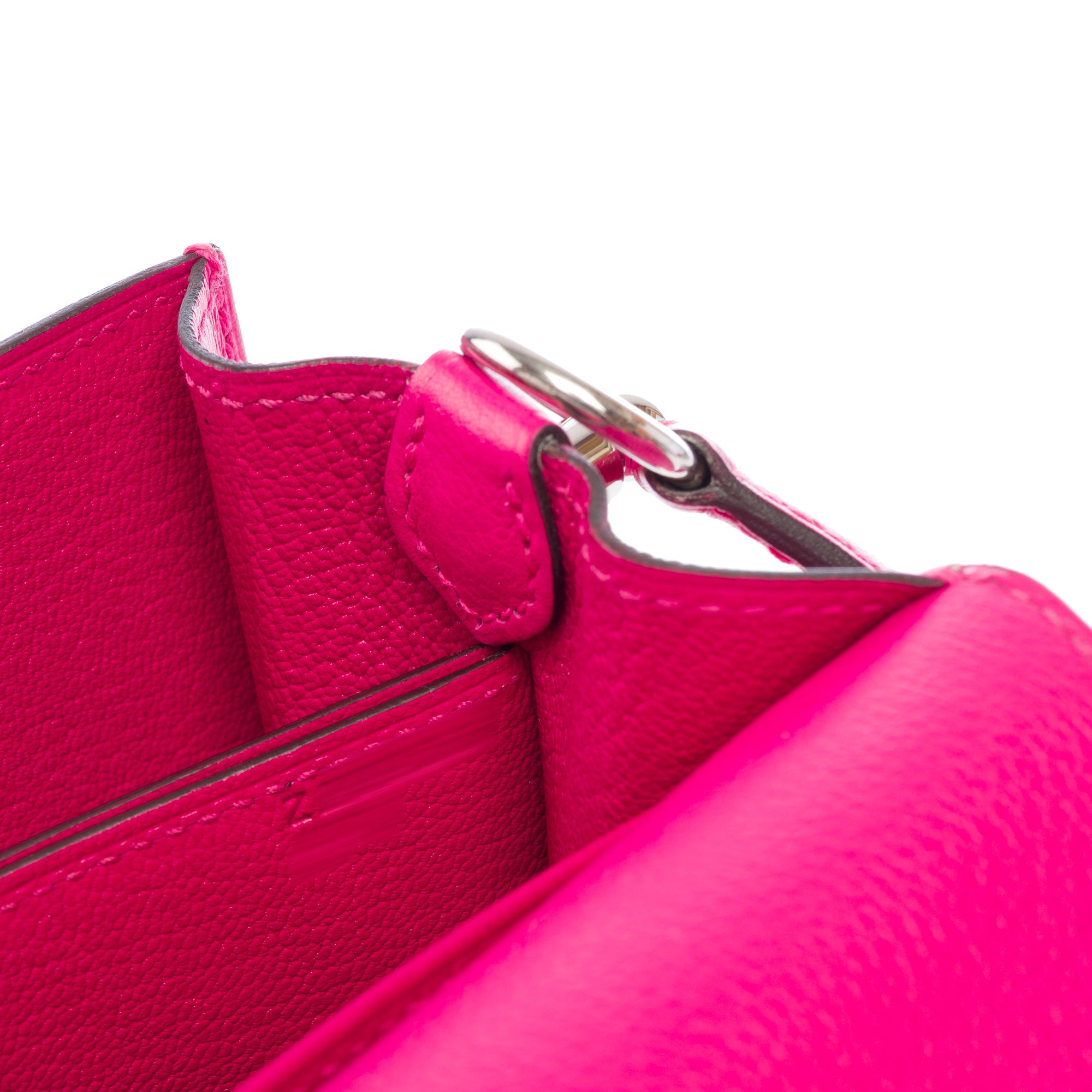Sac HERMES Roulis en Cuir Rose - 103500