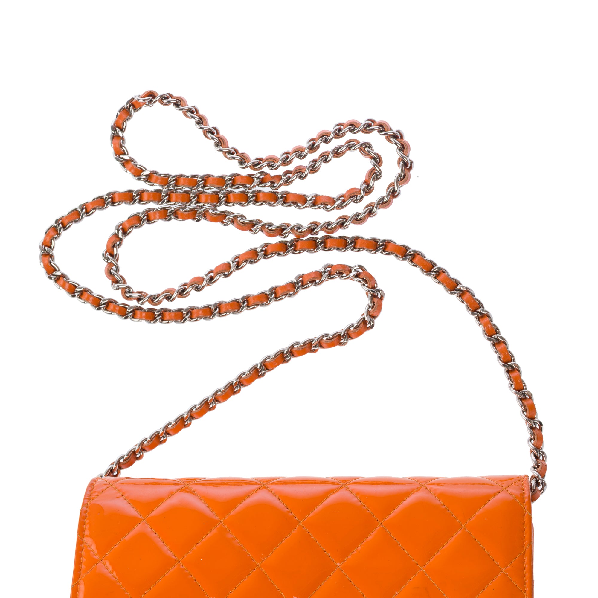 Sac CHANEL Wallet on Chain en Cuir Orange - 103544