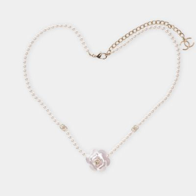 Bijoux CHANEL Camelia en Perle Blanc - 103518