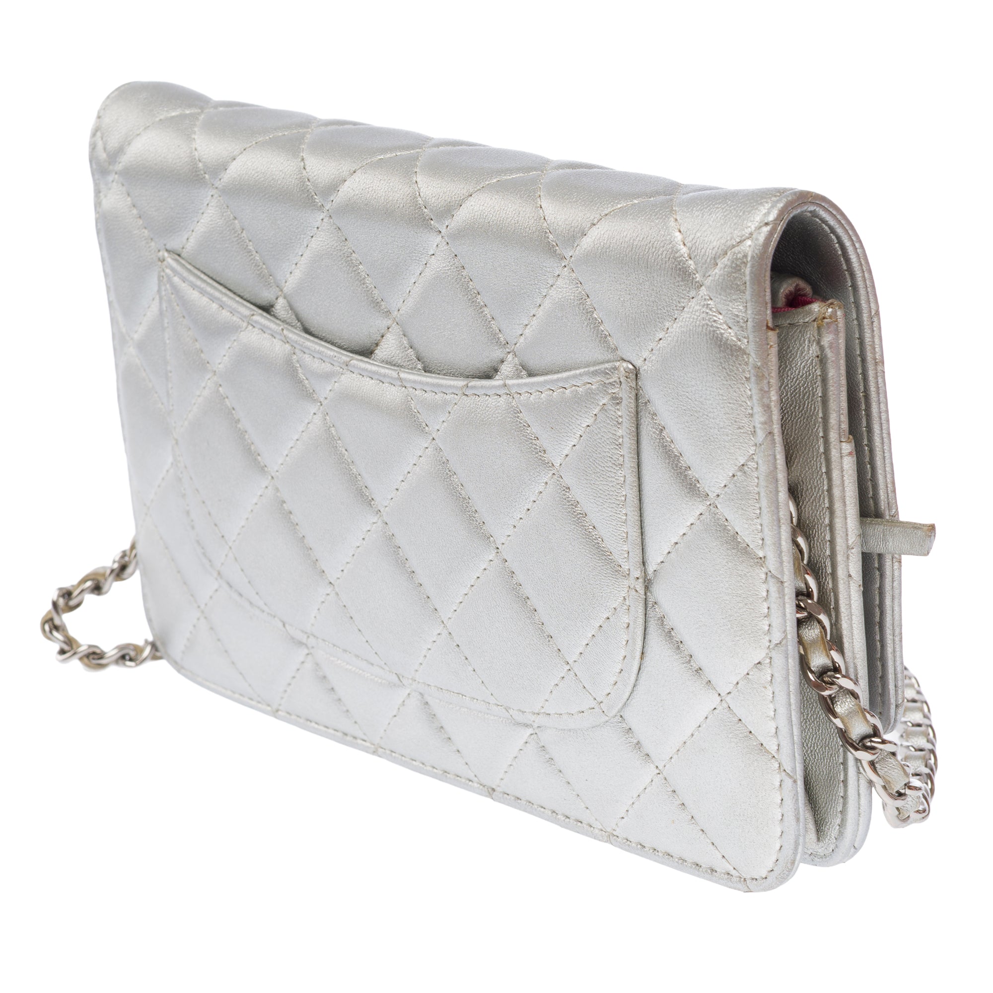 Sac CHANEL Wallet on Chain en Cuir Argent - 103566