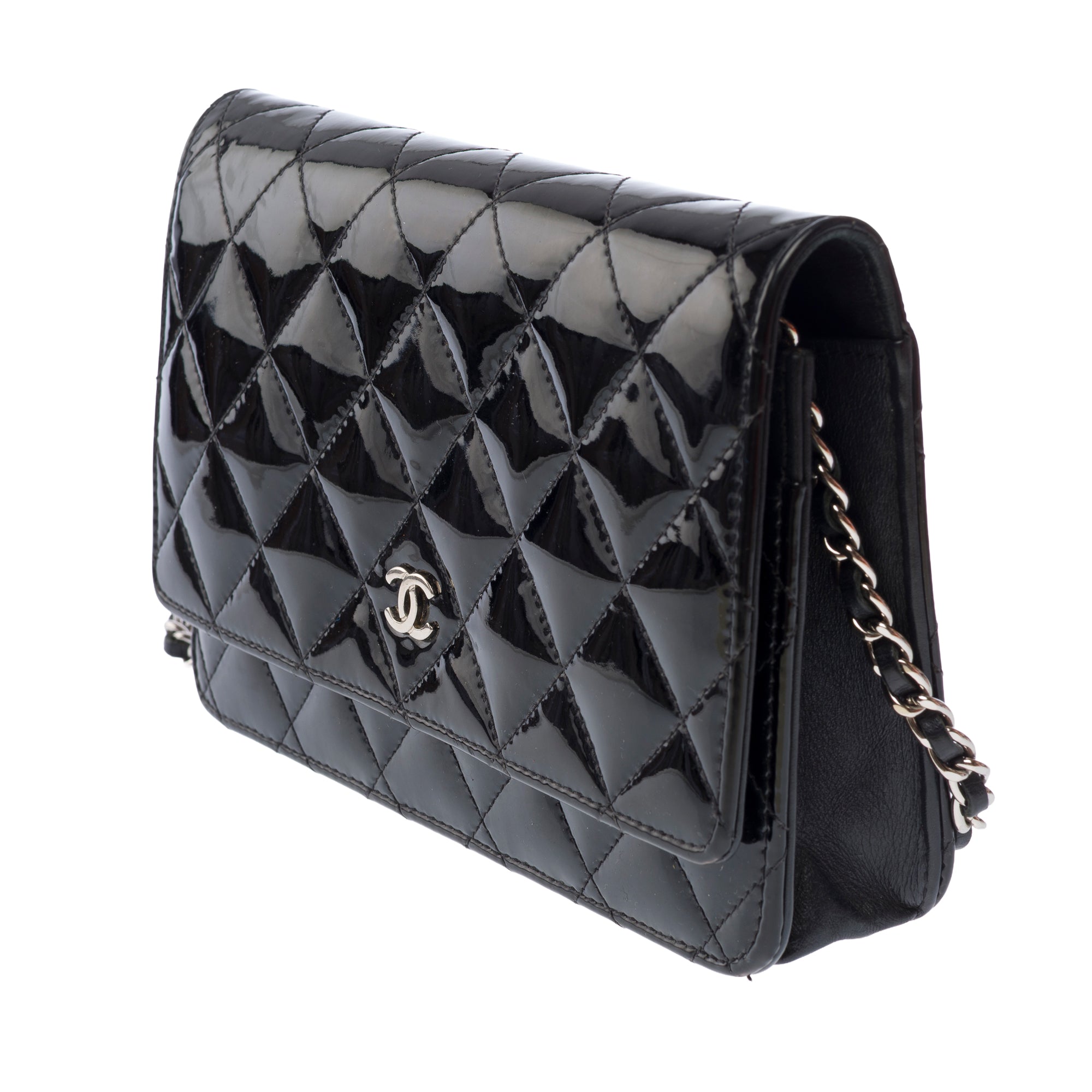 Sac CHANEL Wallet on Chain en Cuir Noir - 103550
