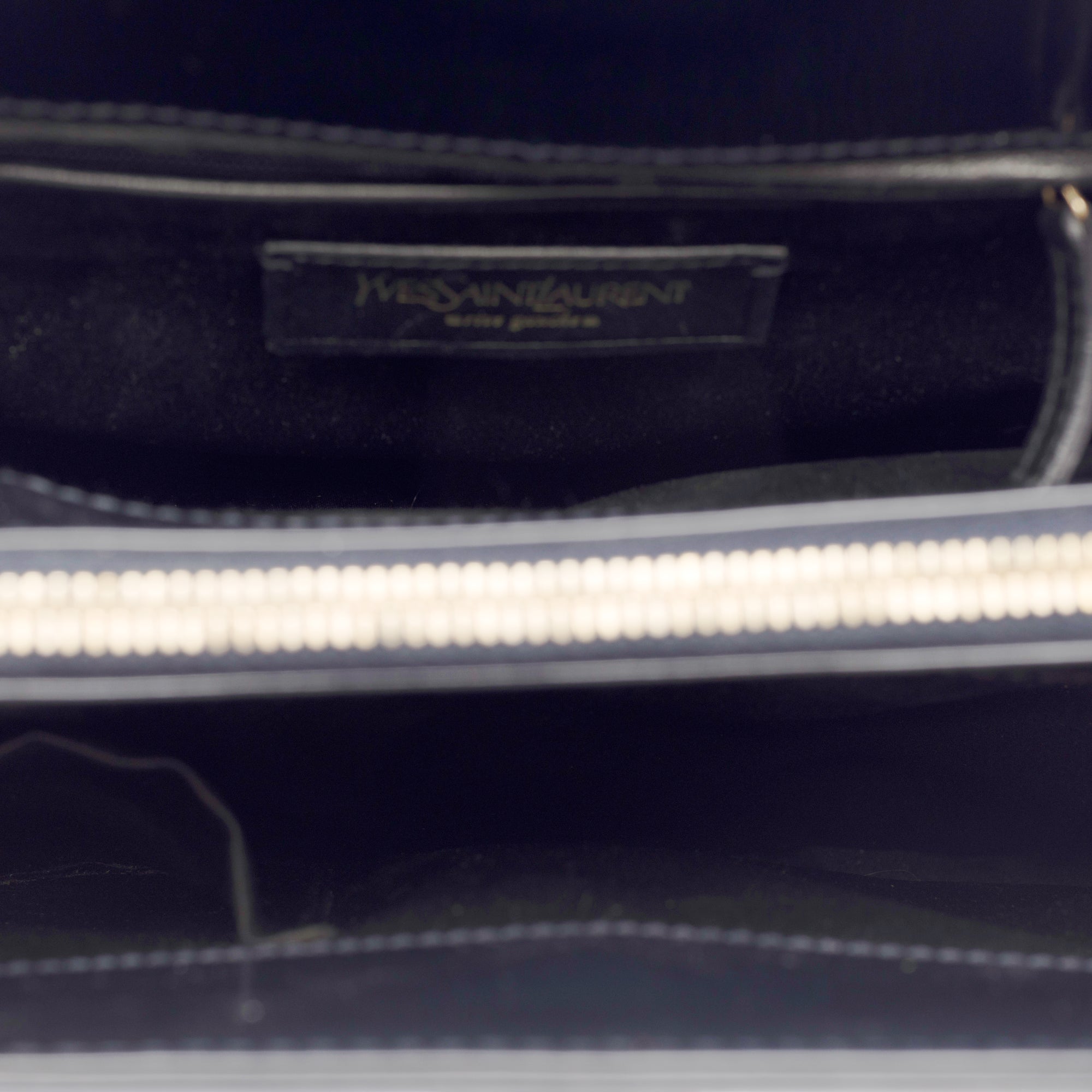 Sac YVES SAINT LAURENT en Cuir Bleu Marine - 103694