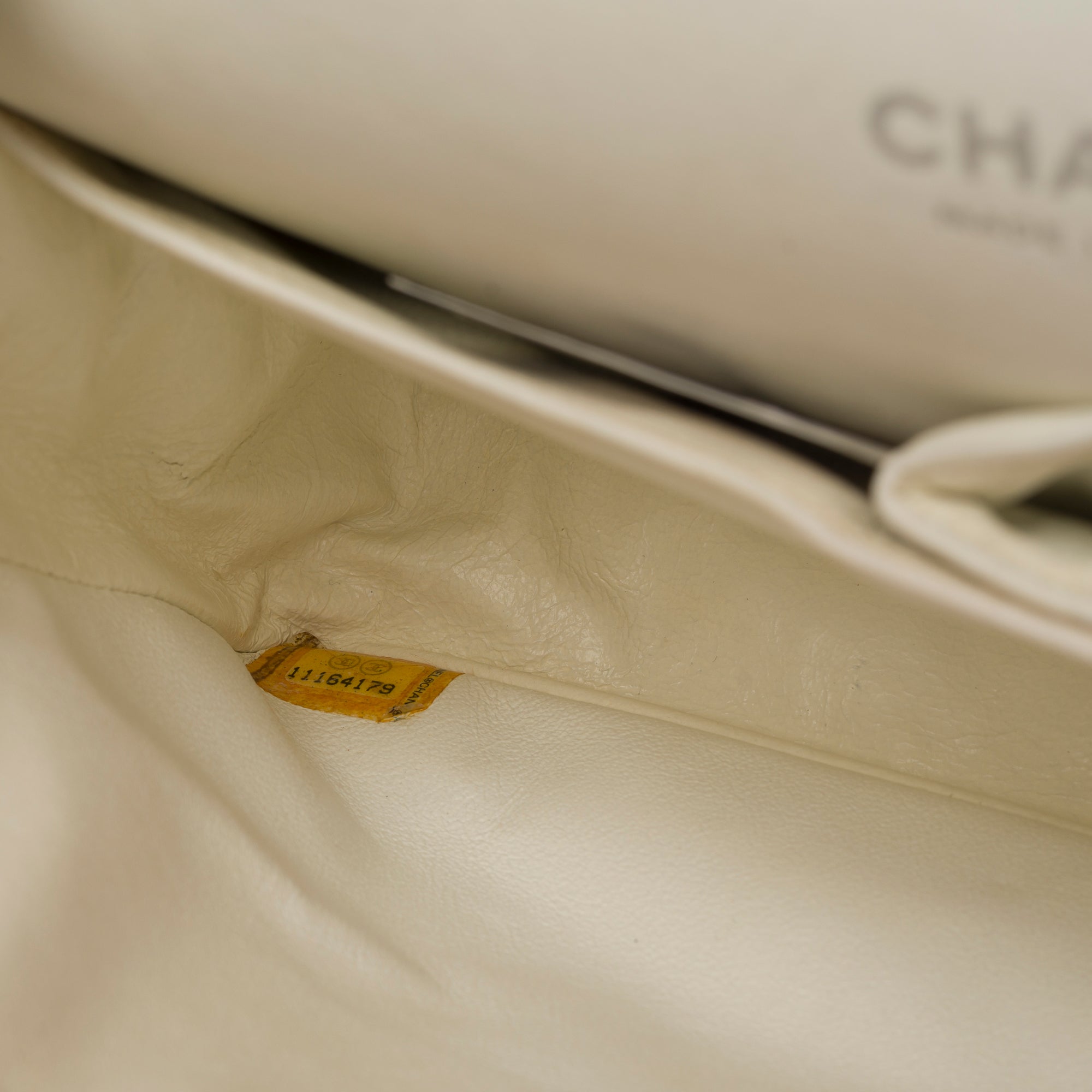 Sac CHANEL Timeless/Classique en Cuir Blanc - 103719