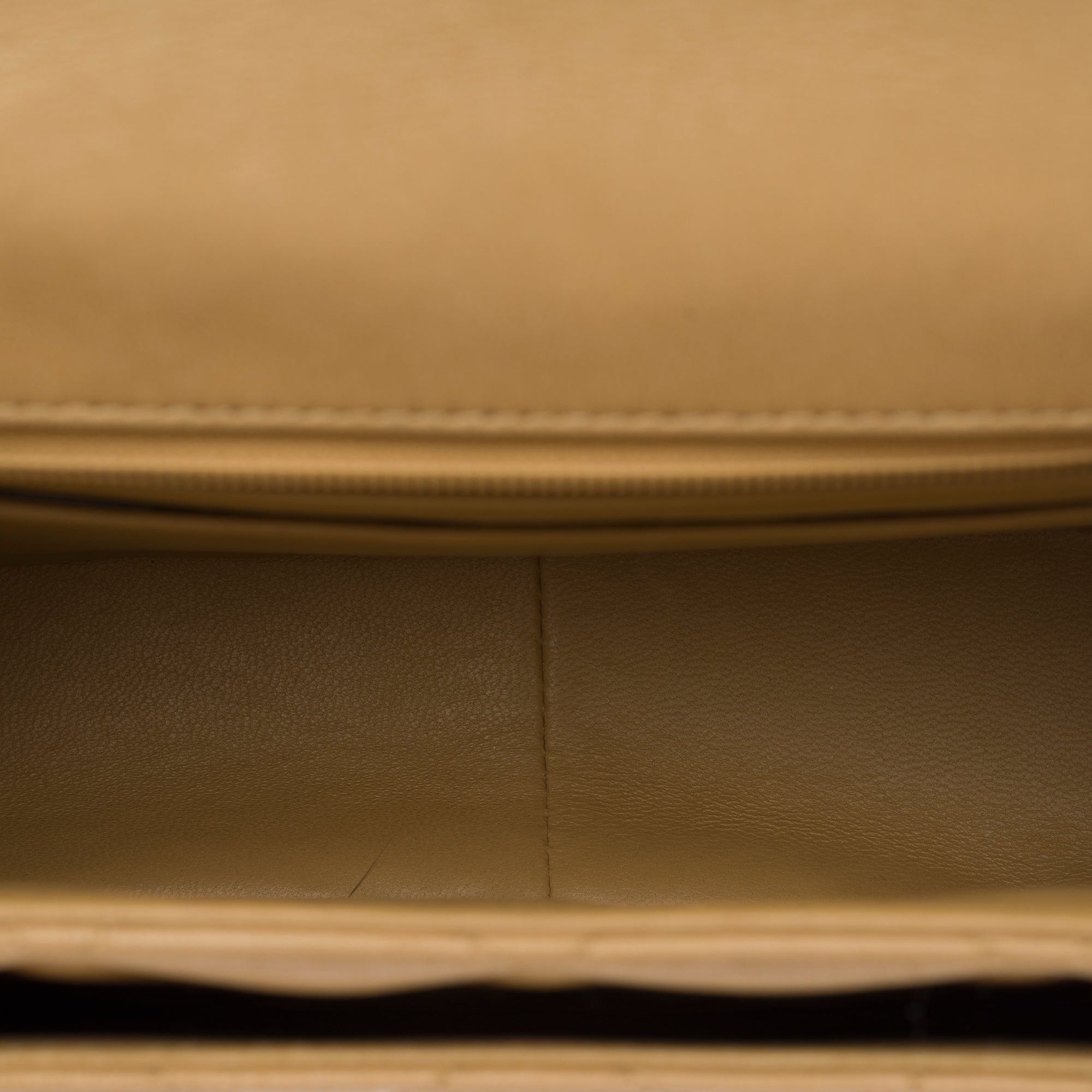Sac CHANEL en Cuir Beige - 103772