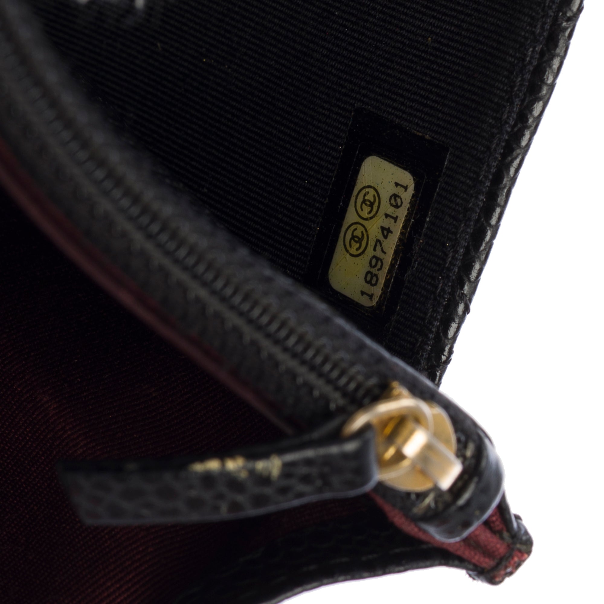 Sac CHANEL Wallet on Chain en Cuir Noir - 103855