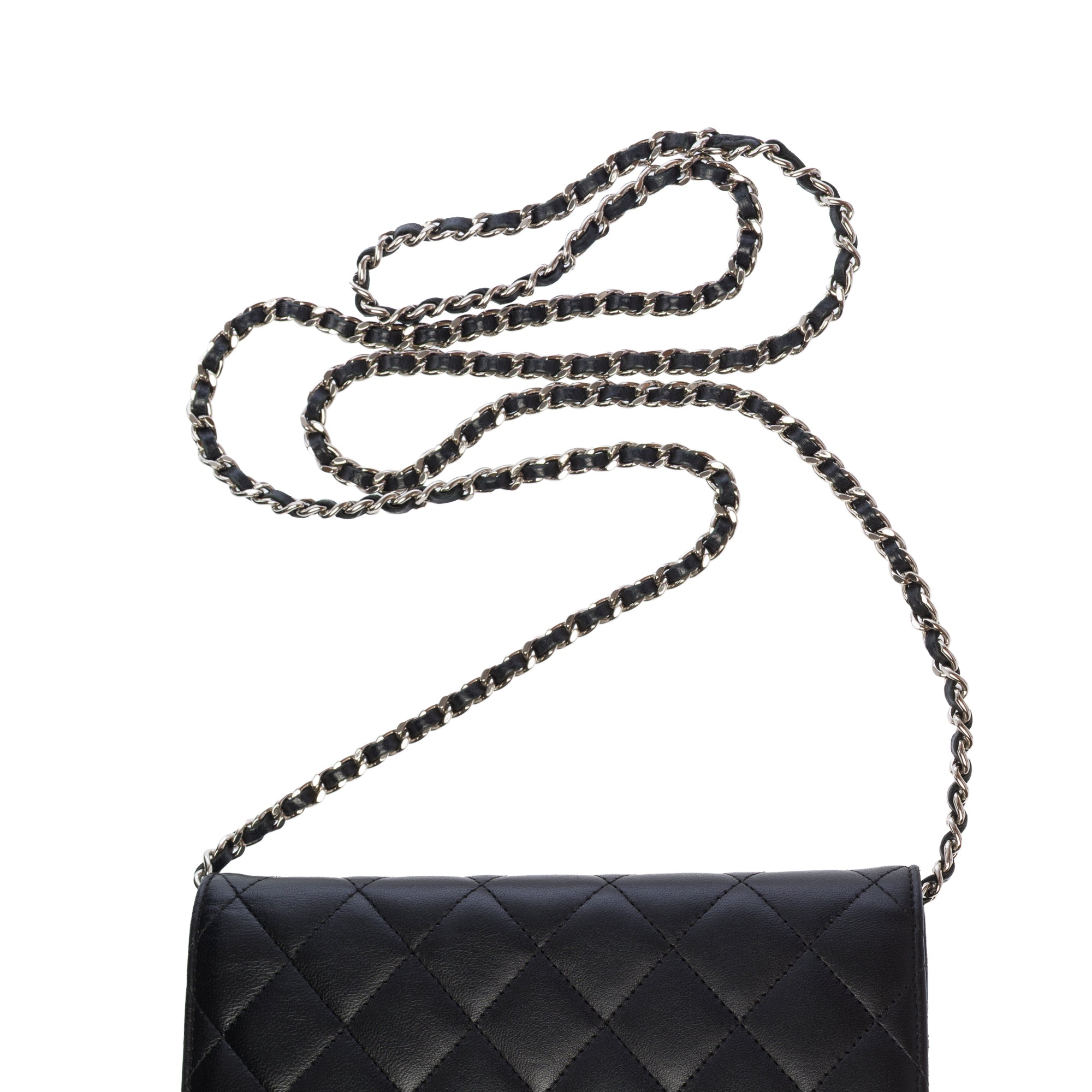 Sac CHANEL Wallet on Chain en Cuir Noir - 103857