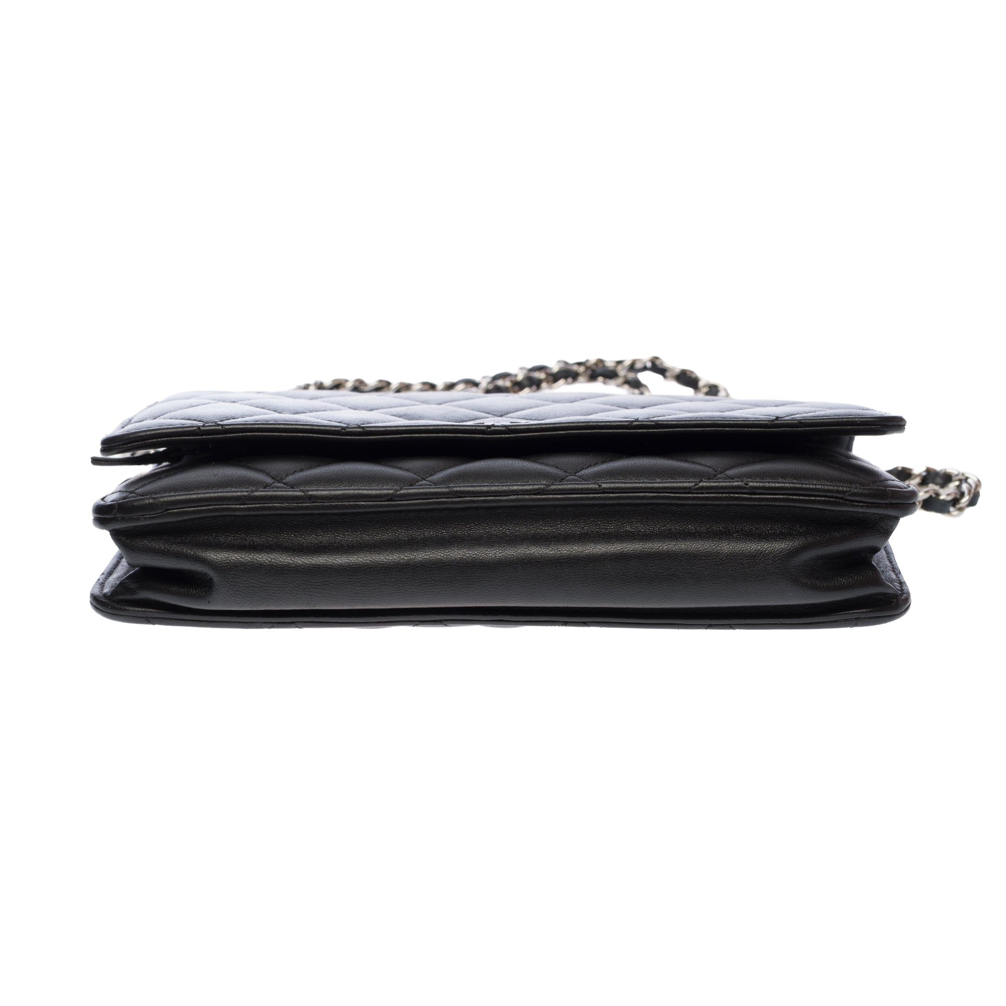 Sac CHANEL Wallet on Chain en Cuir Noir - 103857