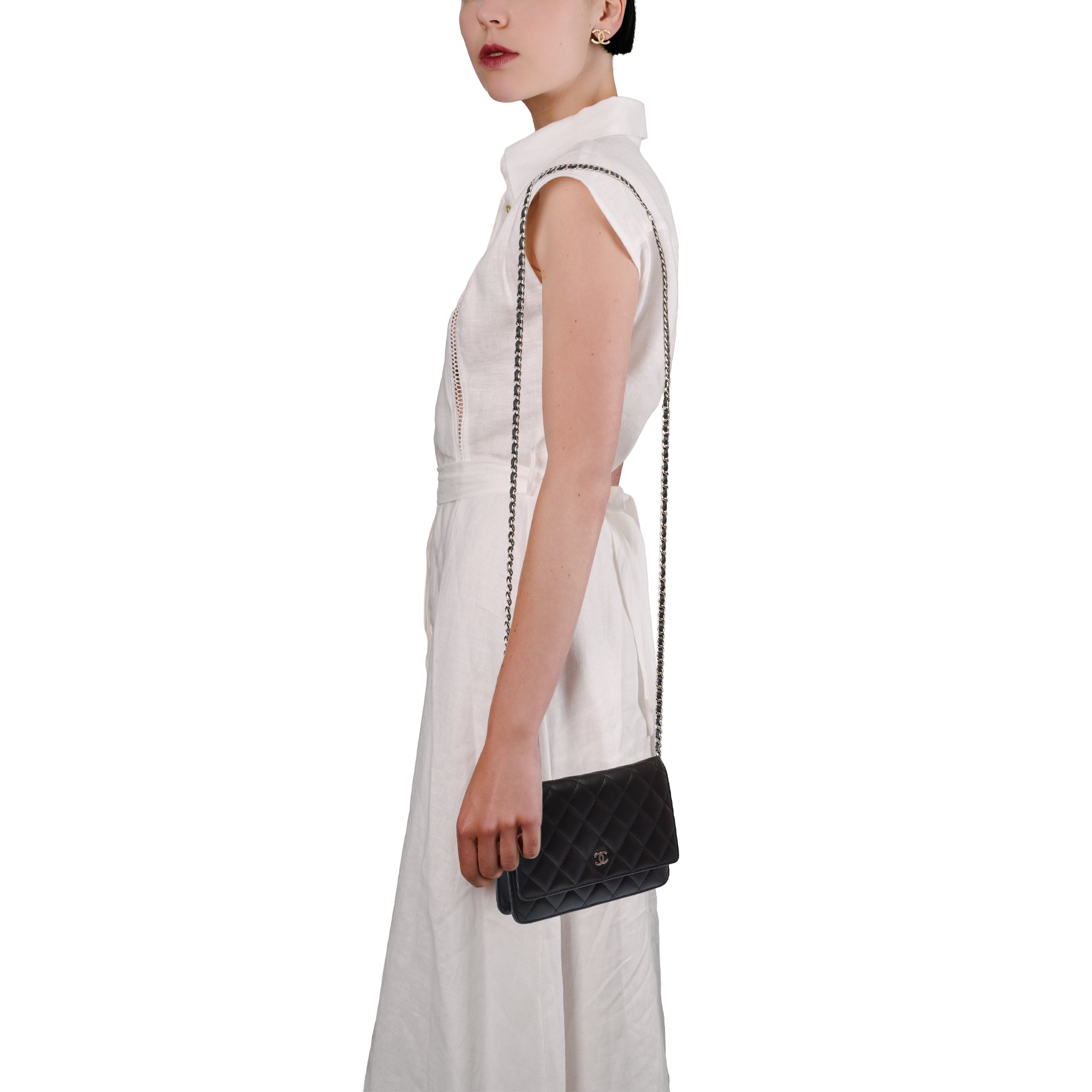 Sac CHANEL Wallet on Chain en Cuir Noir - 103857