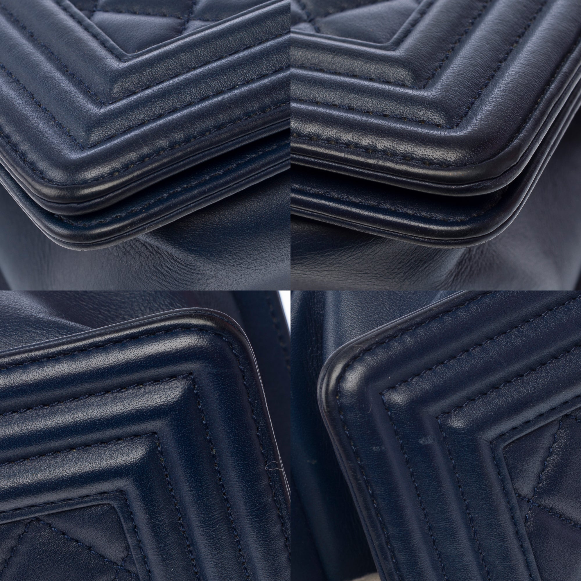 Sac CHANEL Boy en Cuir Bleu Marine - 103911