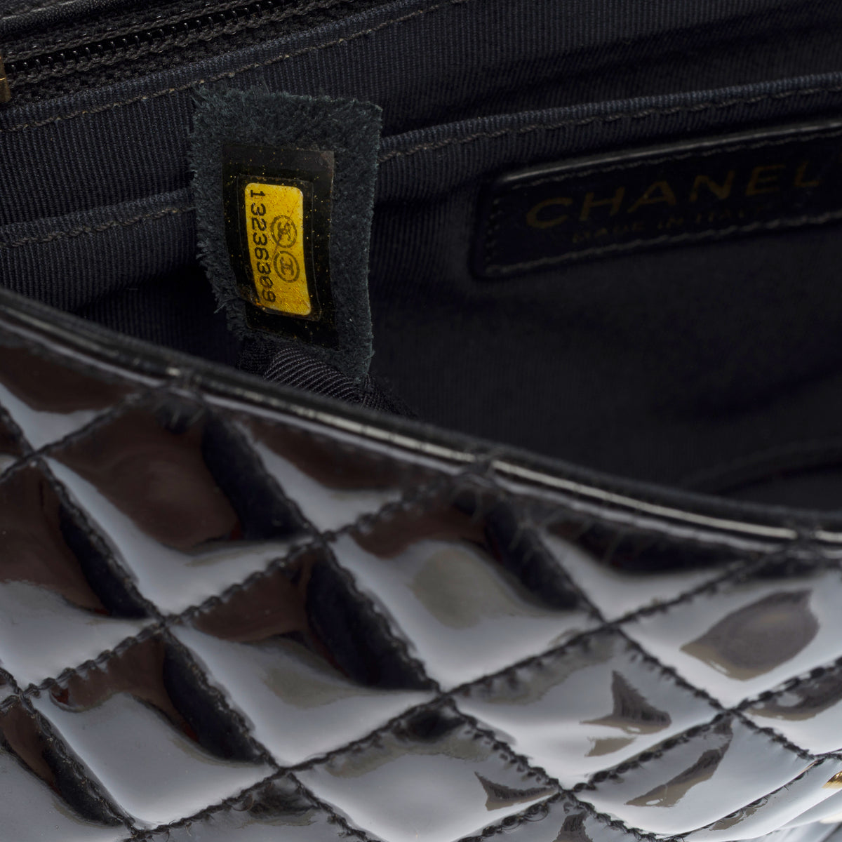 Sac CHANEL Timeless/Classique en Cuir verni Noir - 103960