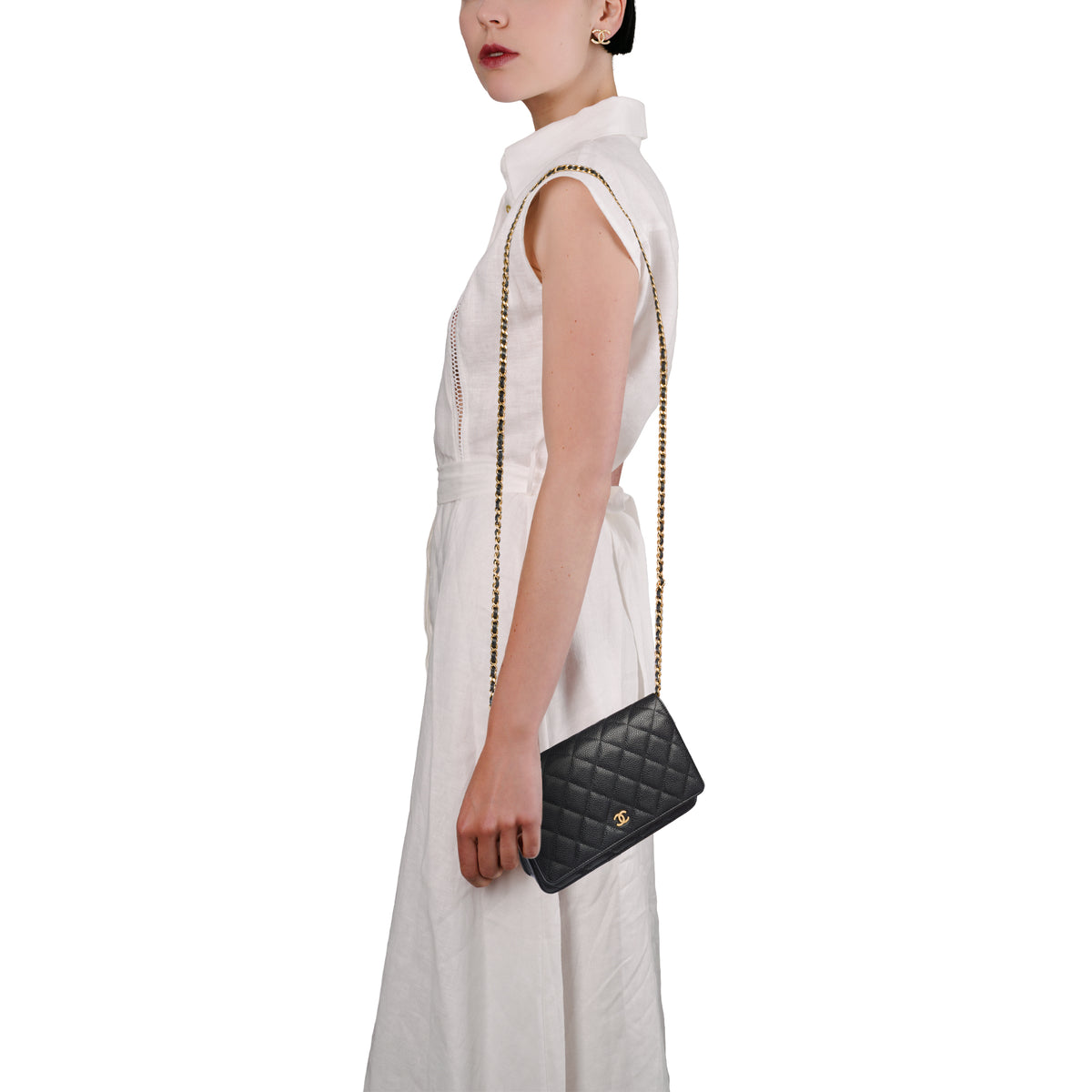 Sac CHANEL Wallet on Chain en Cuir Noir - 103982