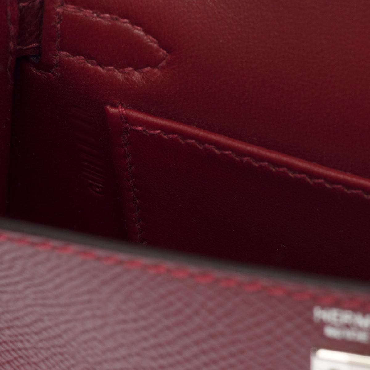 Sac HERMES Kelly Mini en Cuir Rouge - 104072